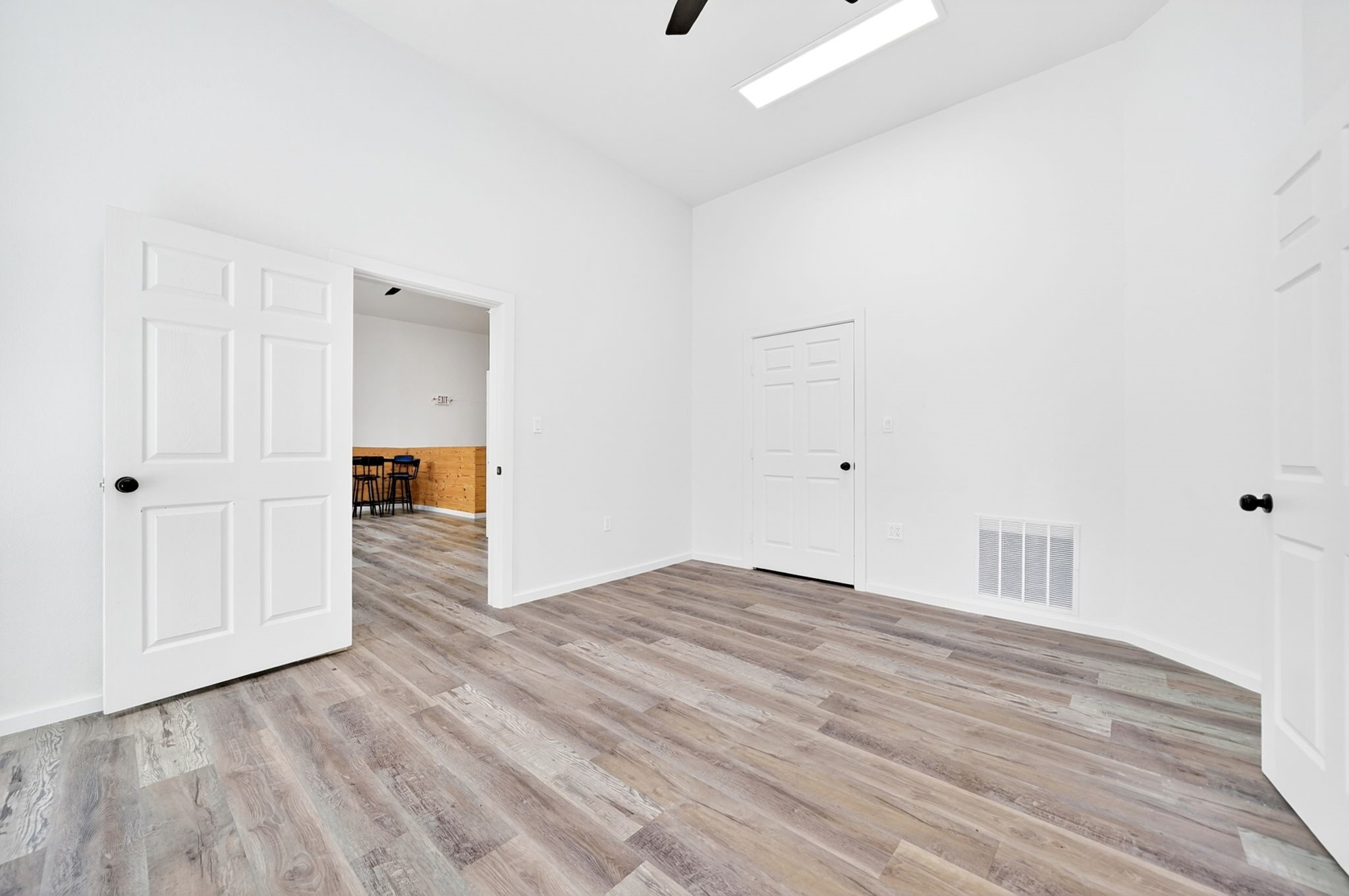201 N Bois D Arc Street