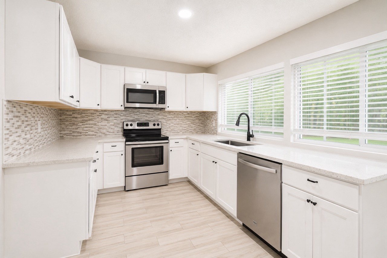 527 Shelly Court