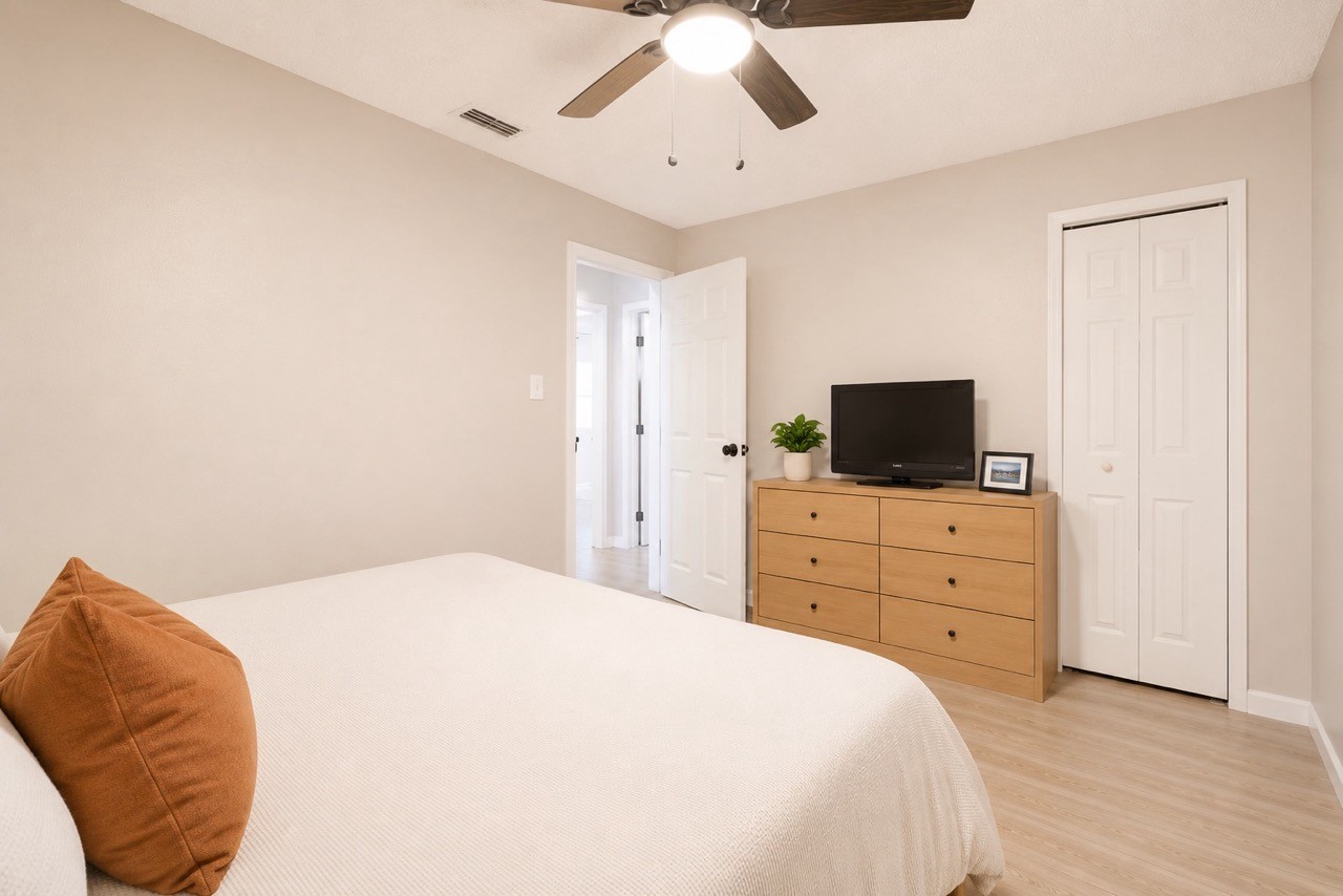 527 Shelly Court
