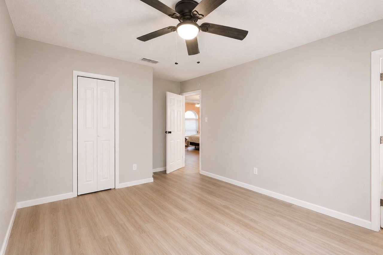 527 Shelly Court