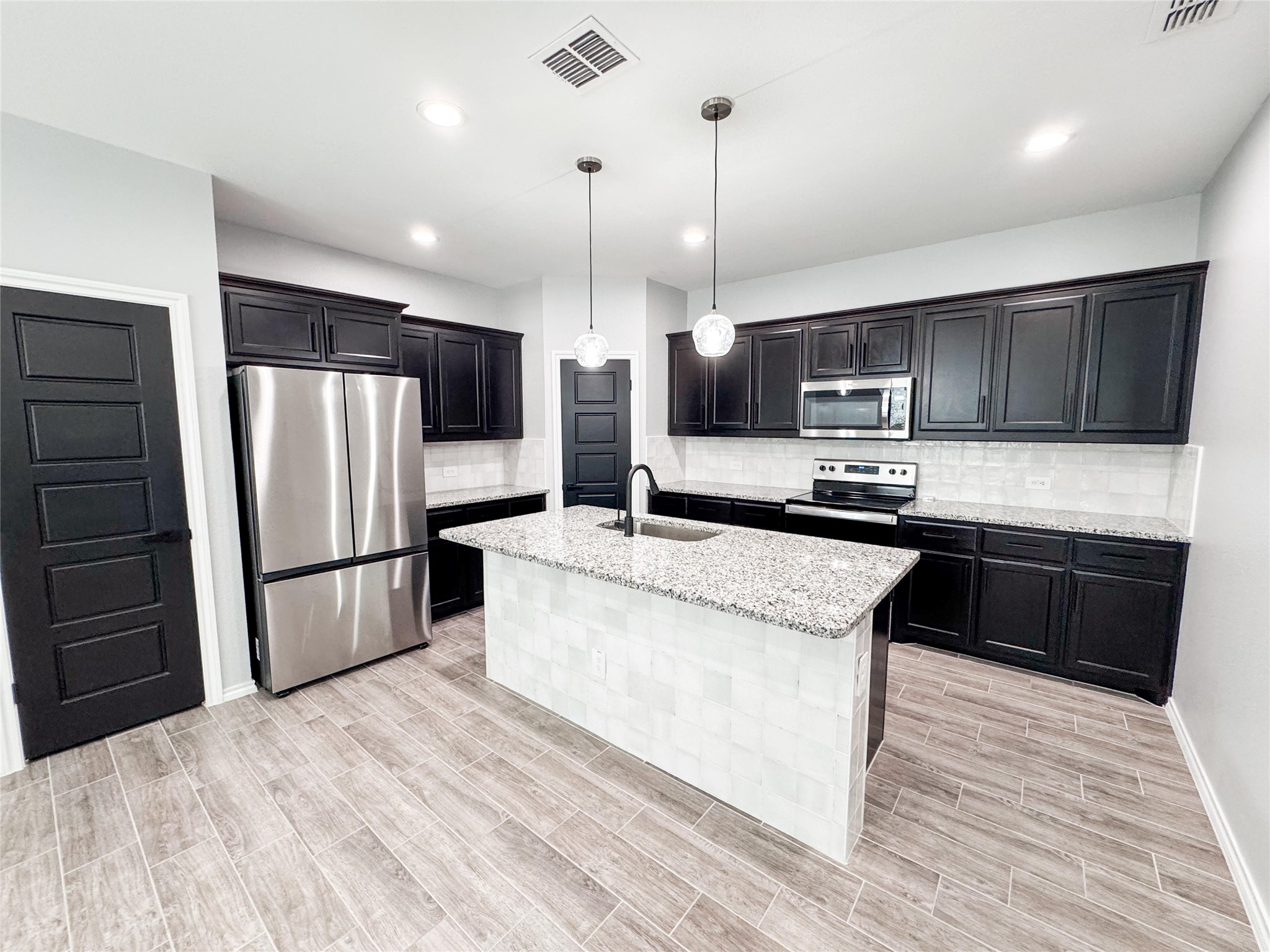 3227 Shortgrass Lane