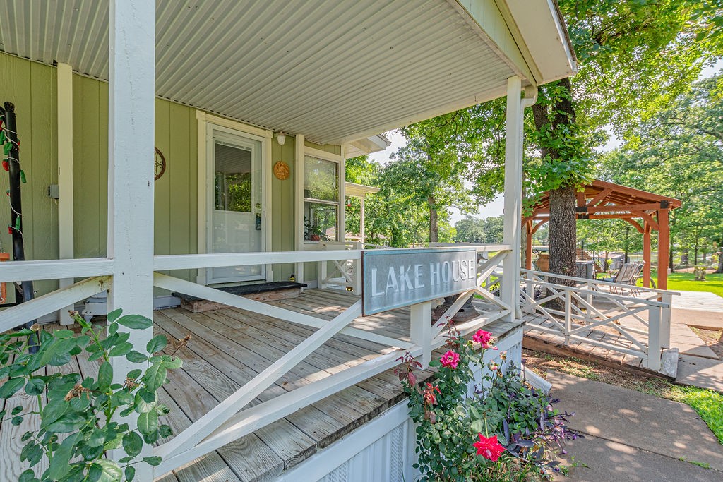 210 Victor Court
