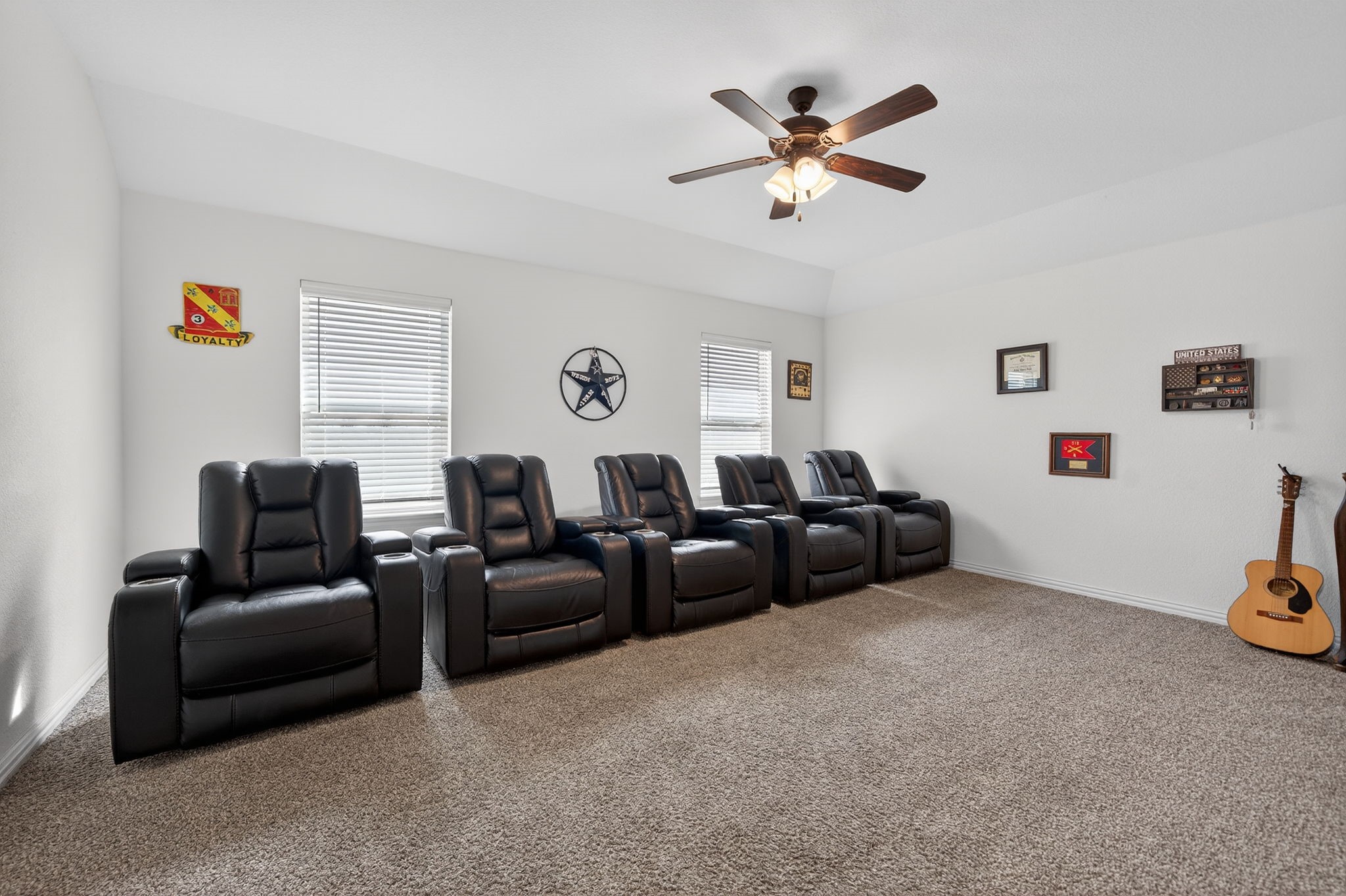 1180 Colina Parkway