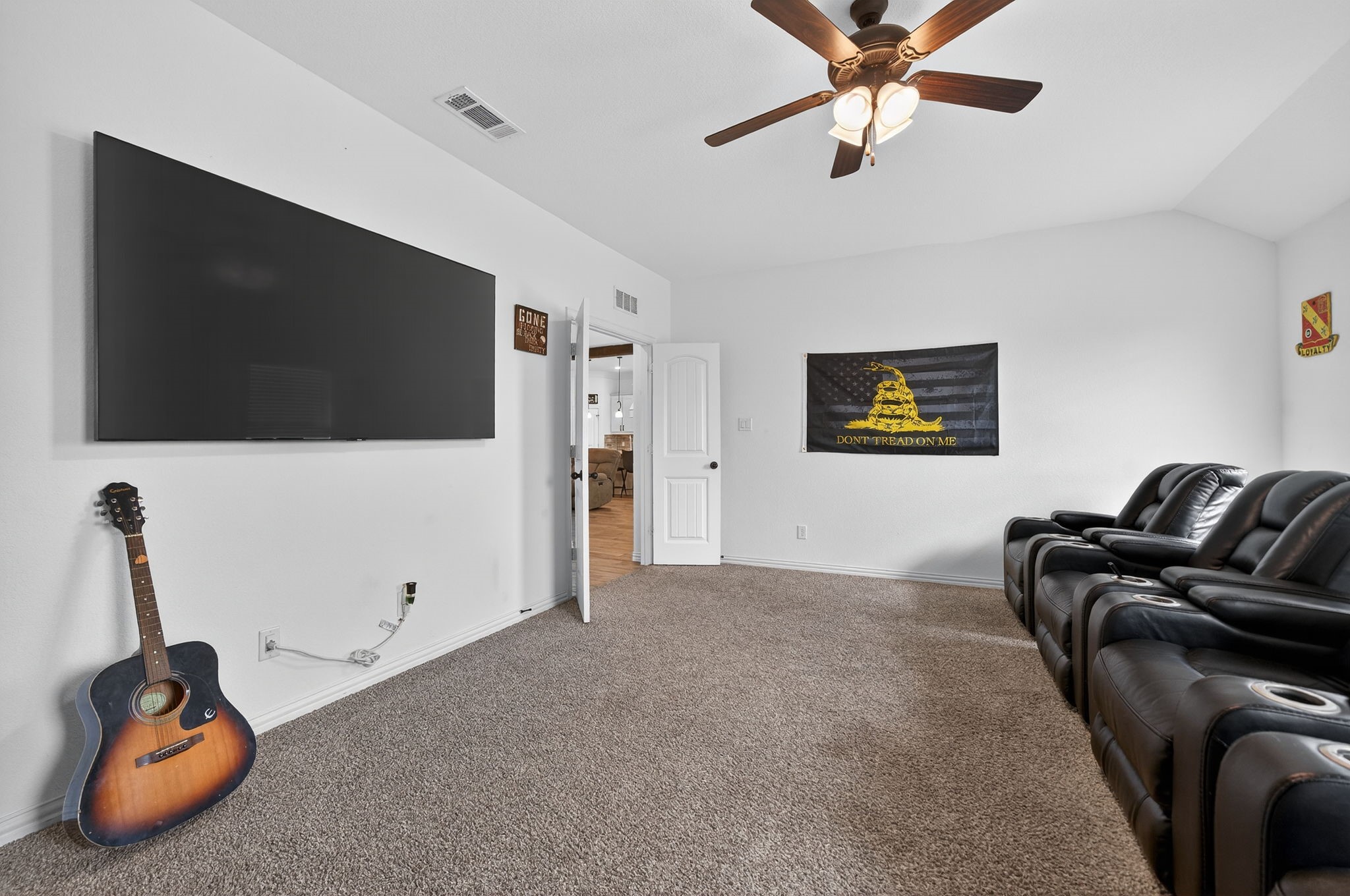 1180 Colina Parkway