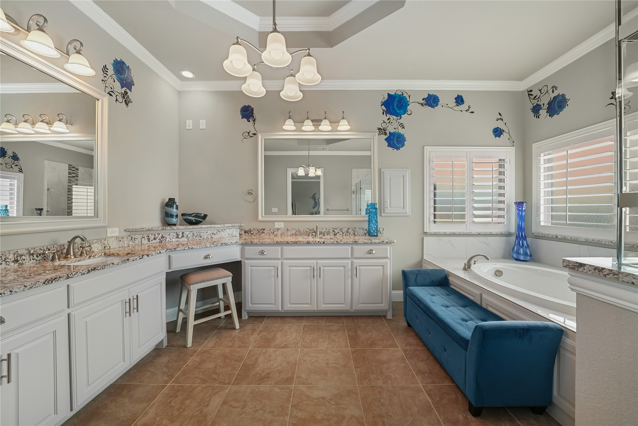 2604 Coyote Crossing