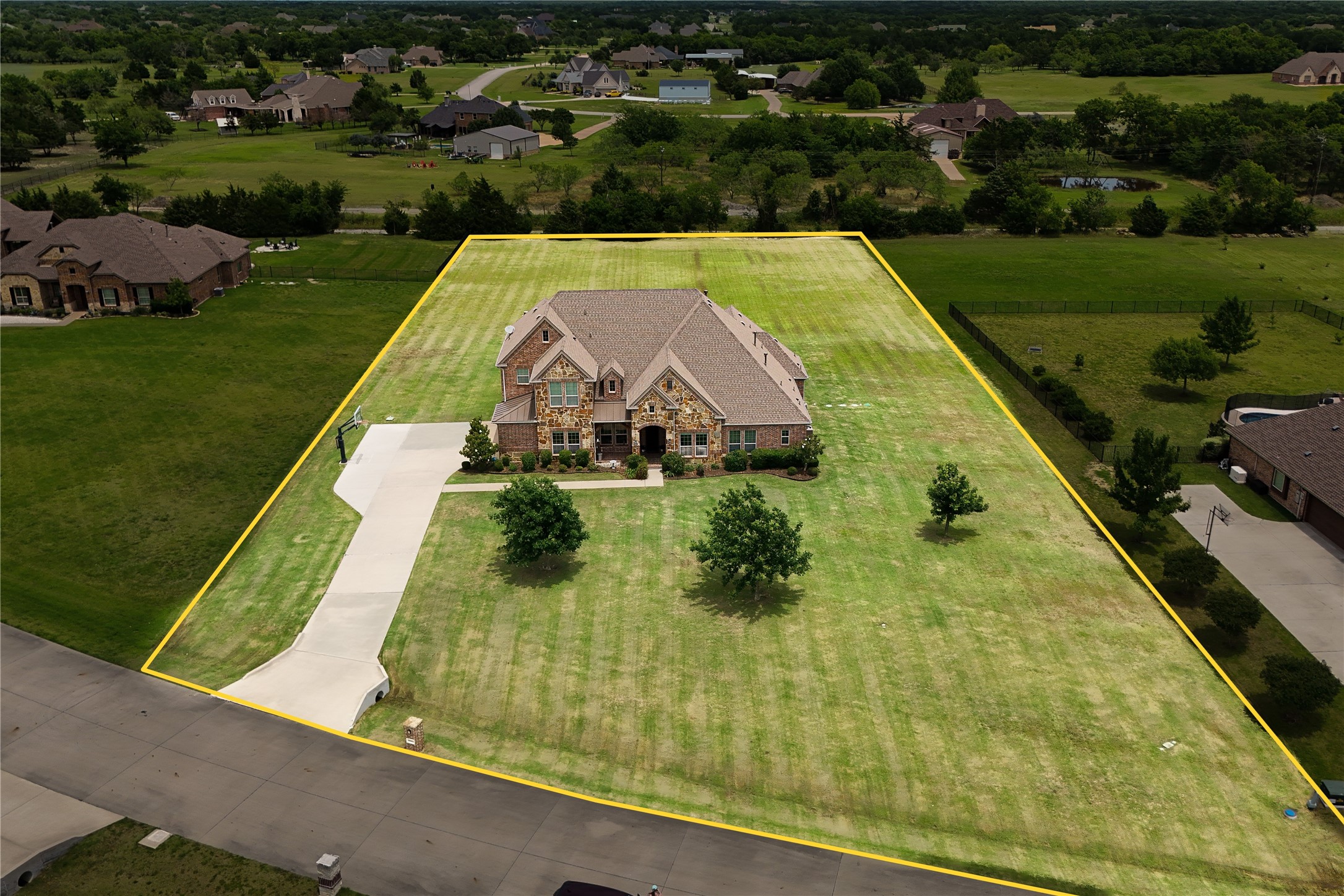 3025 Bridgecreek Drive