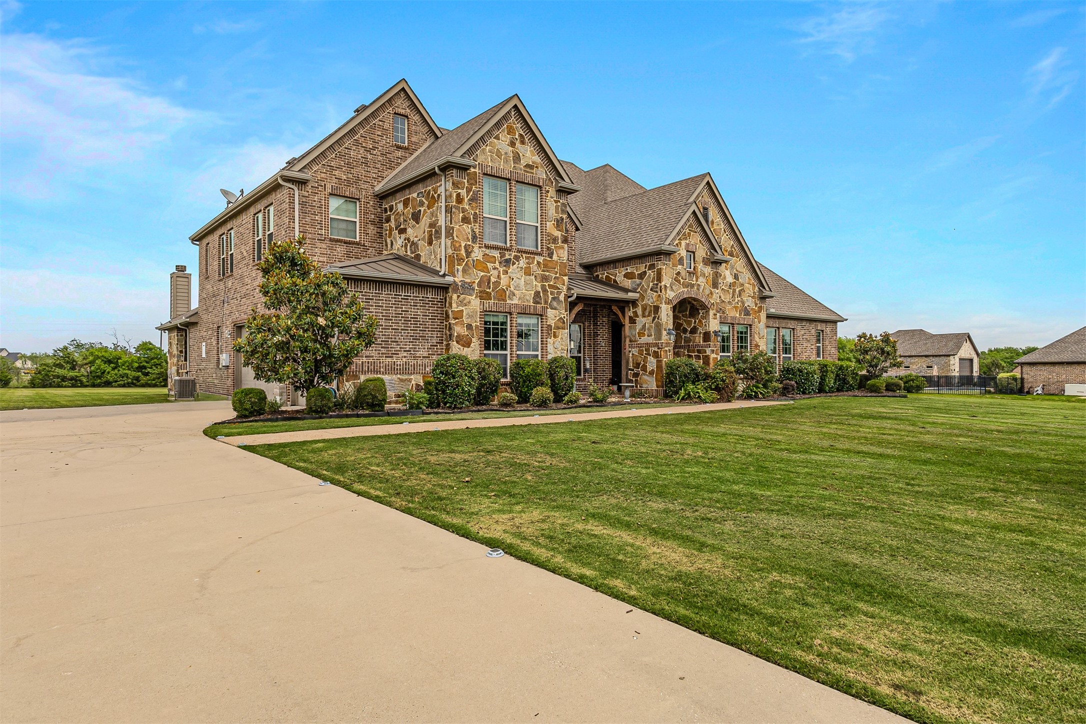3025 Bridgecreek Drive