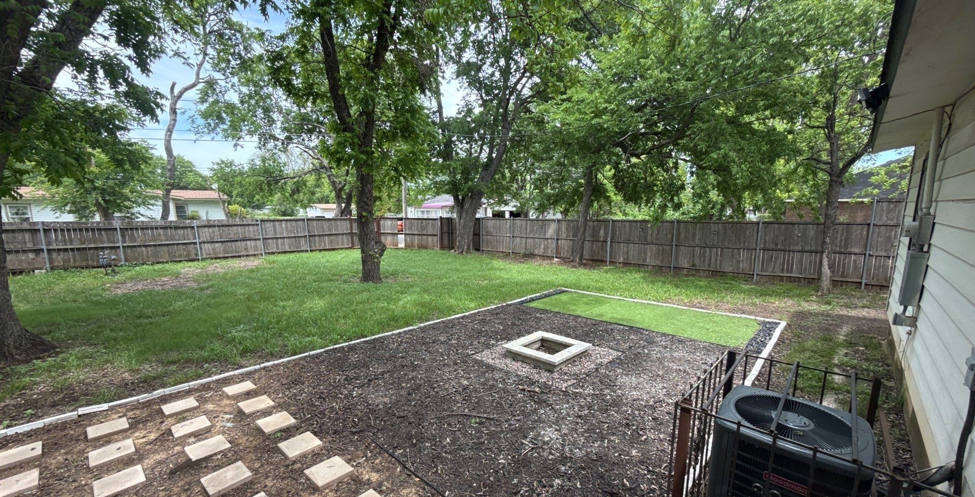 3155 E Ledbetter Drive