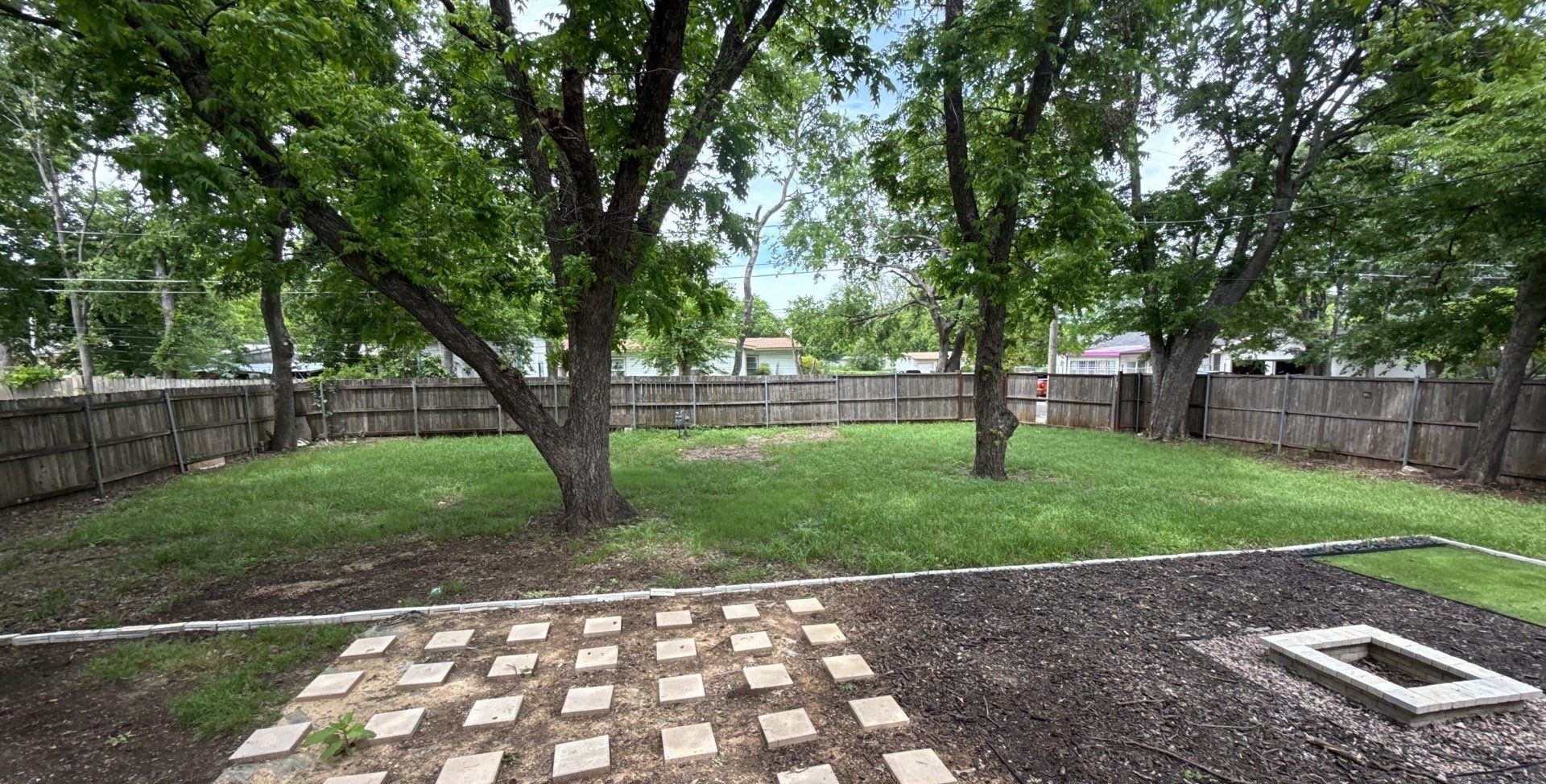 3155 E Ledbetter Drive
