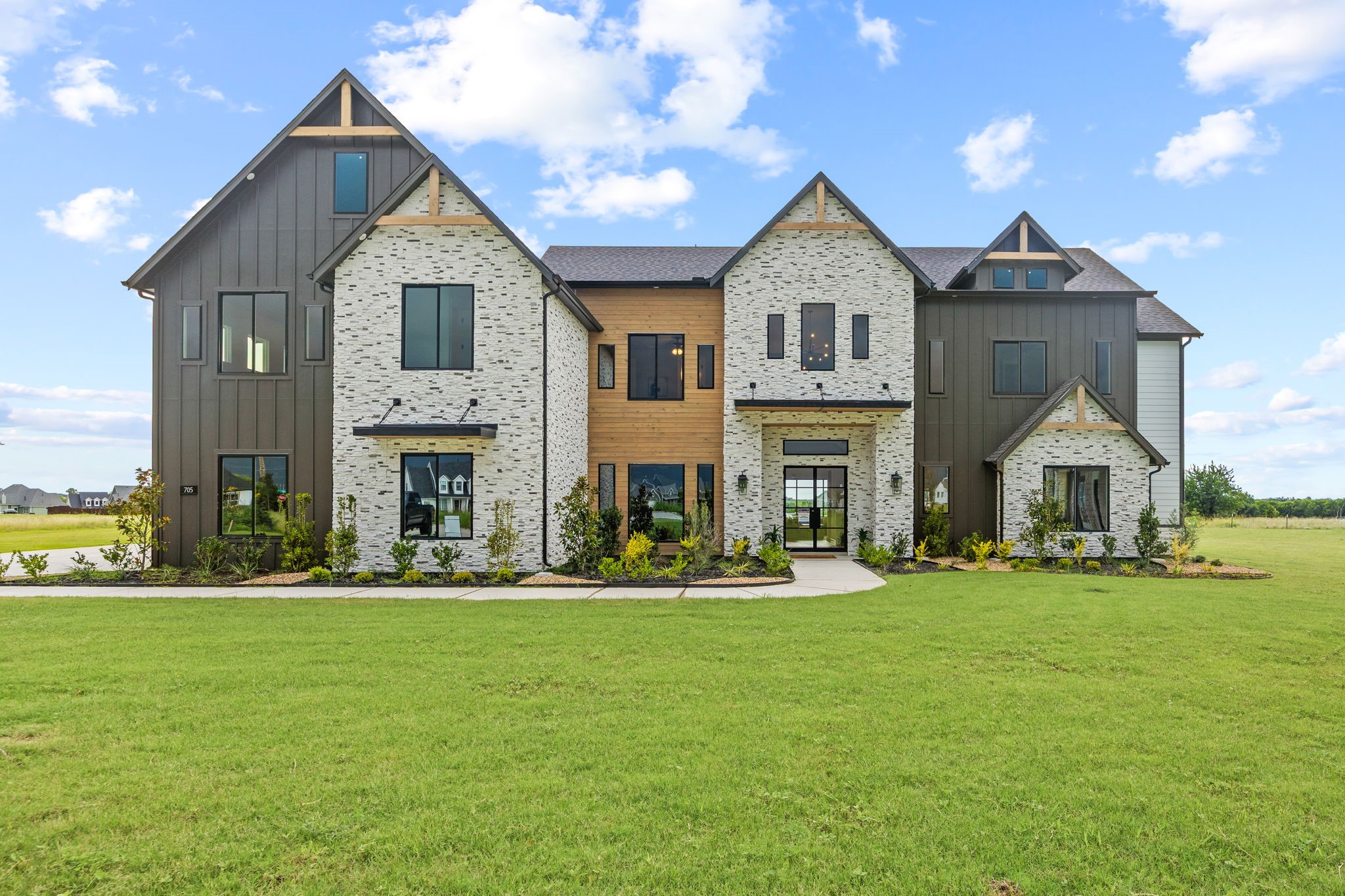 705 Cambridge Court