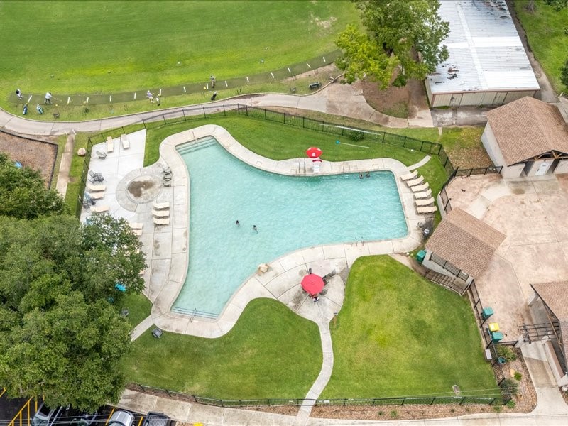 8 Shady Oak Lane