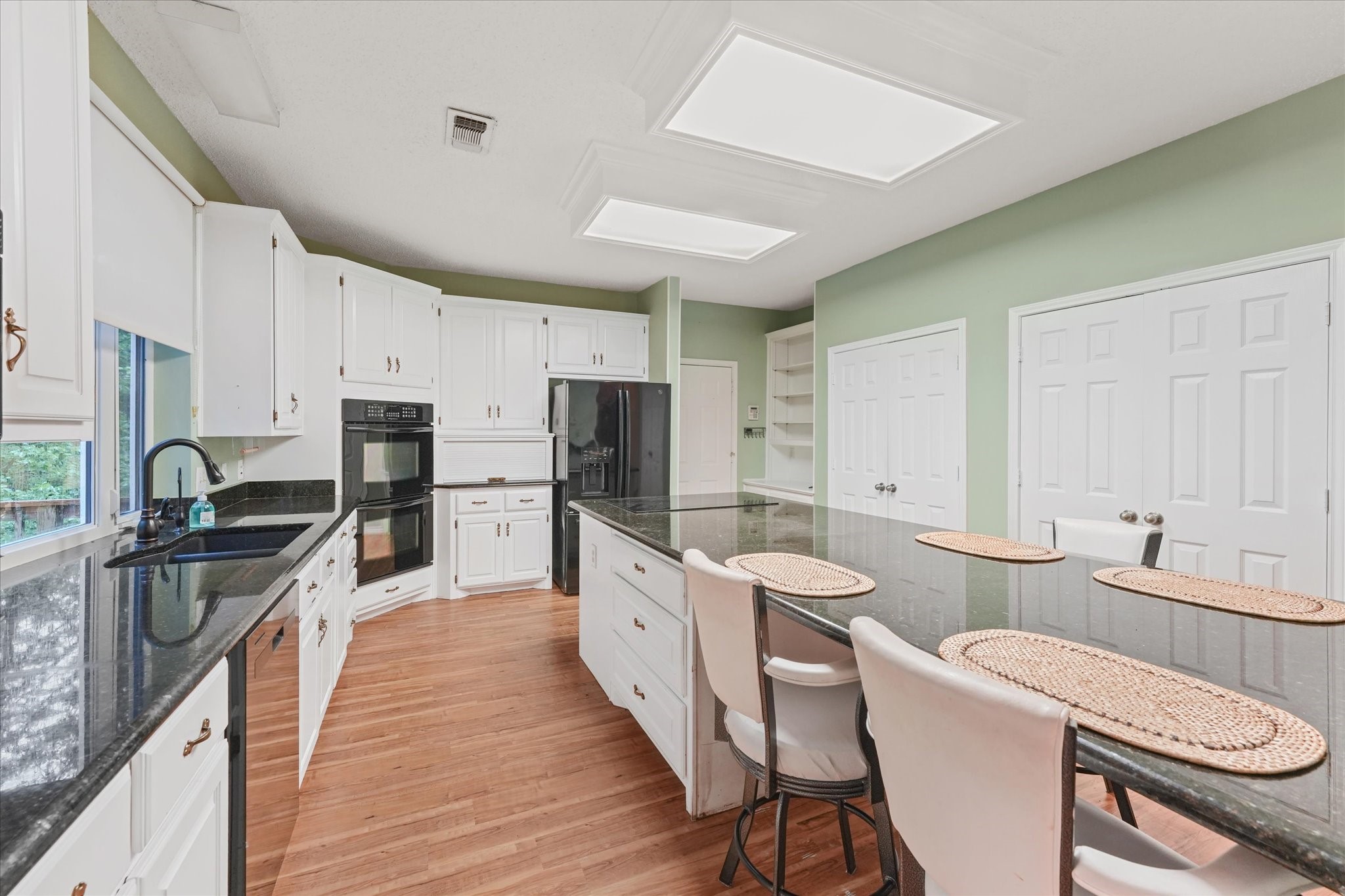 202 Fox Hollow