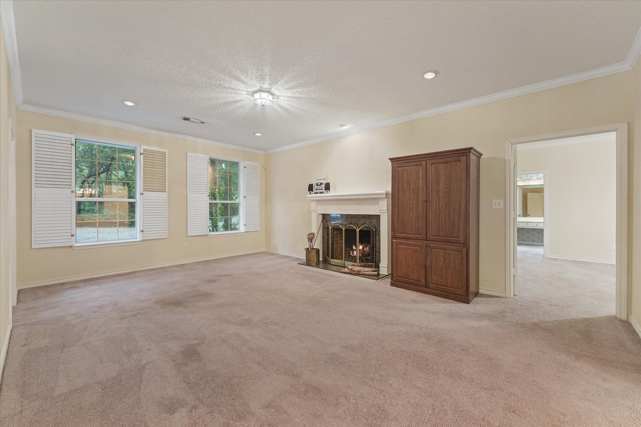 202 Fox Hollow