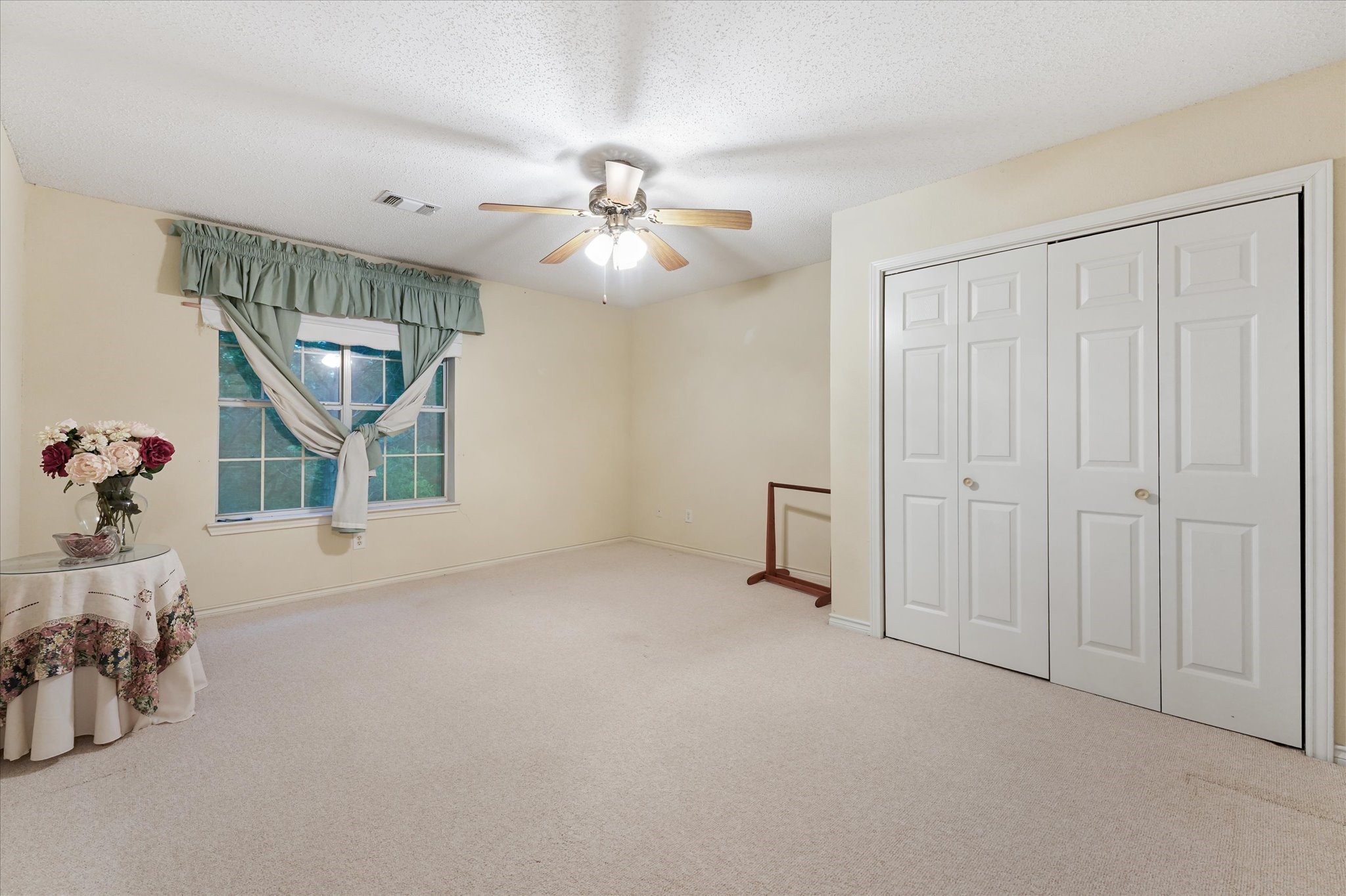 202 Fox Hollow