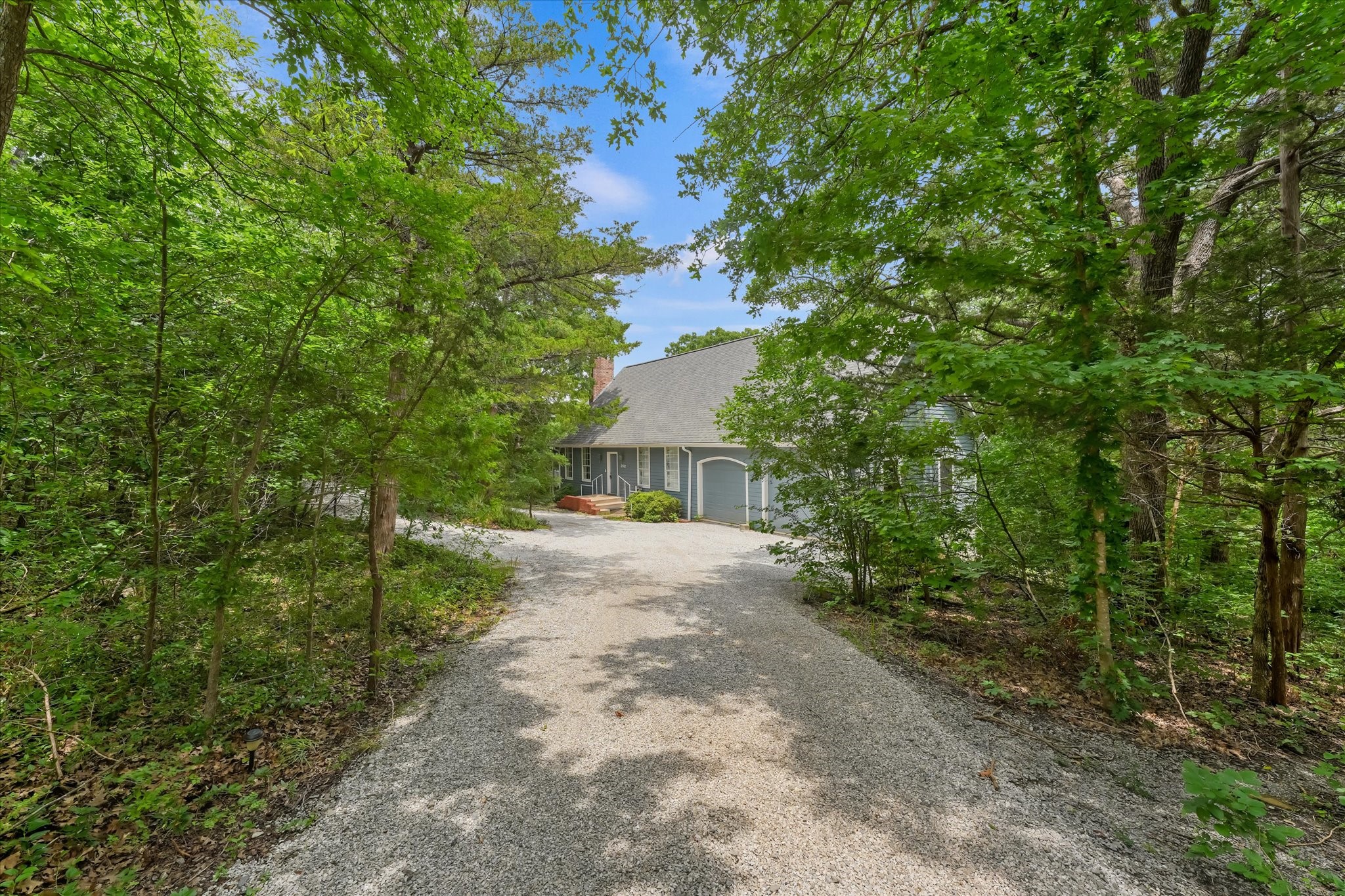 202 Fox Hollow