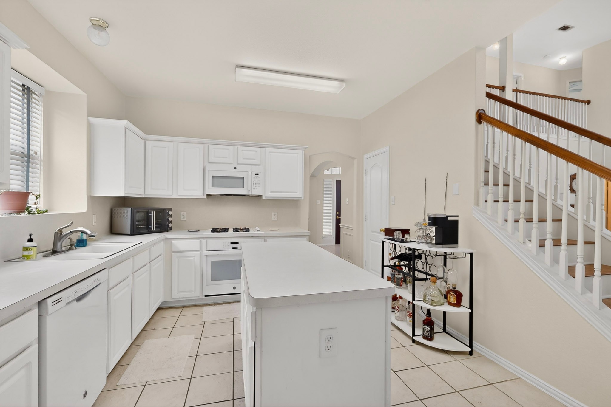 1225 Donegal Lane