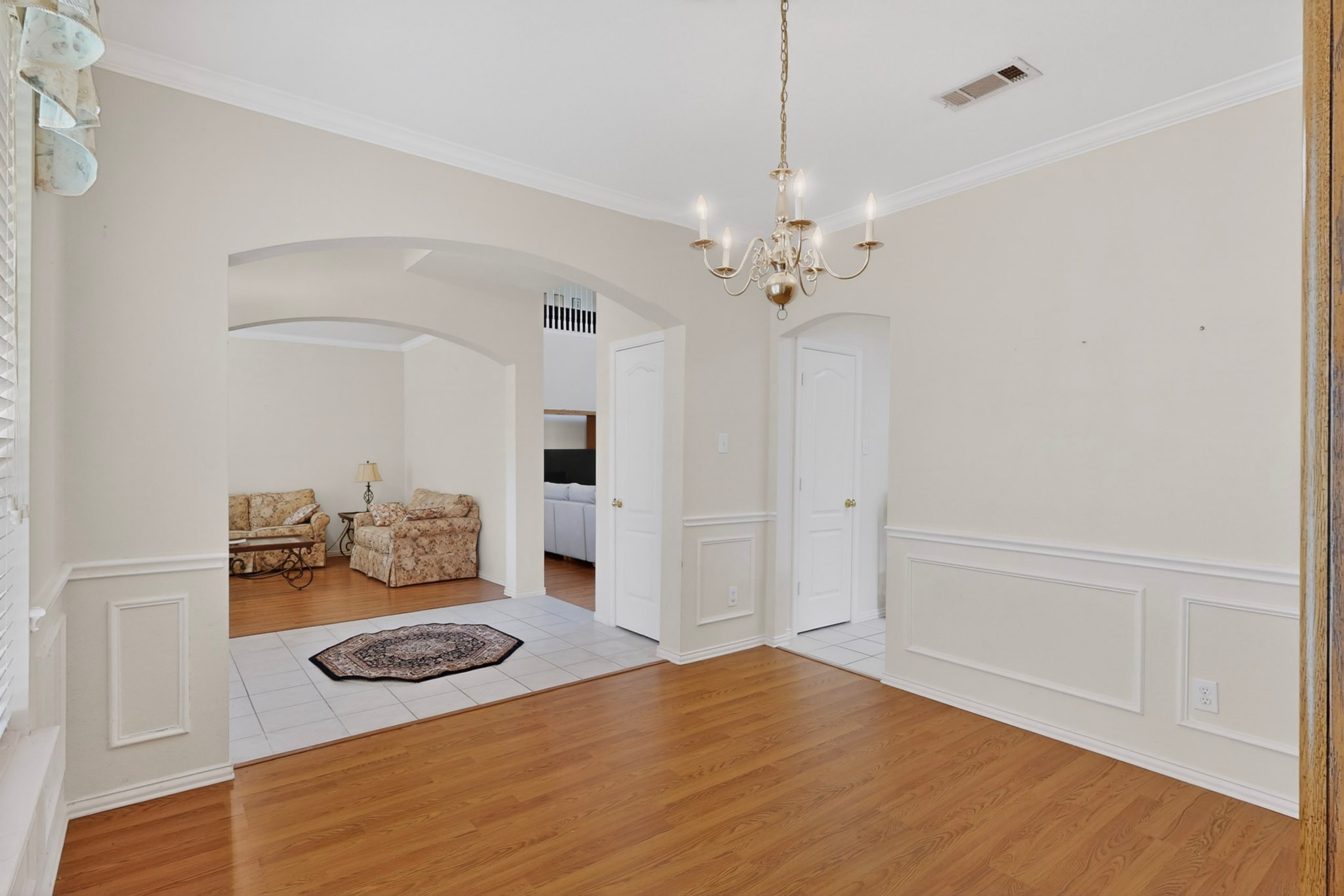 1225 Donegal Lane