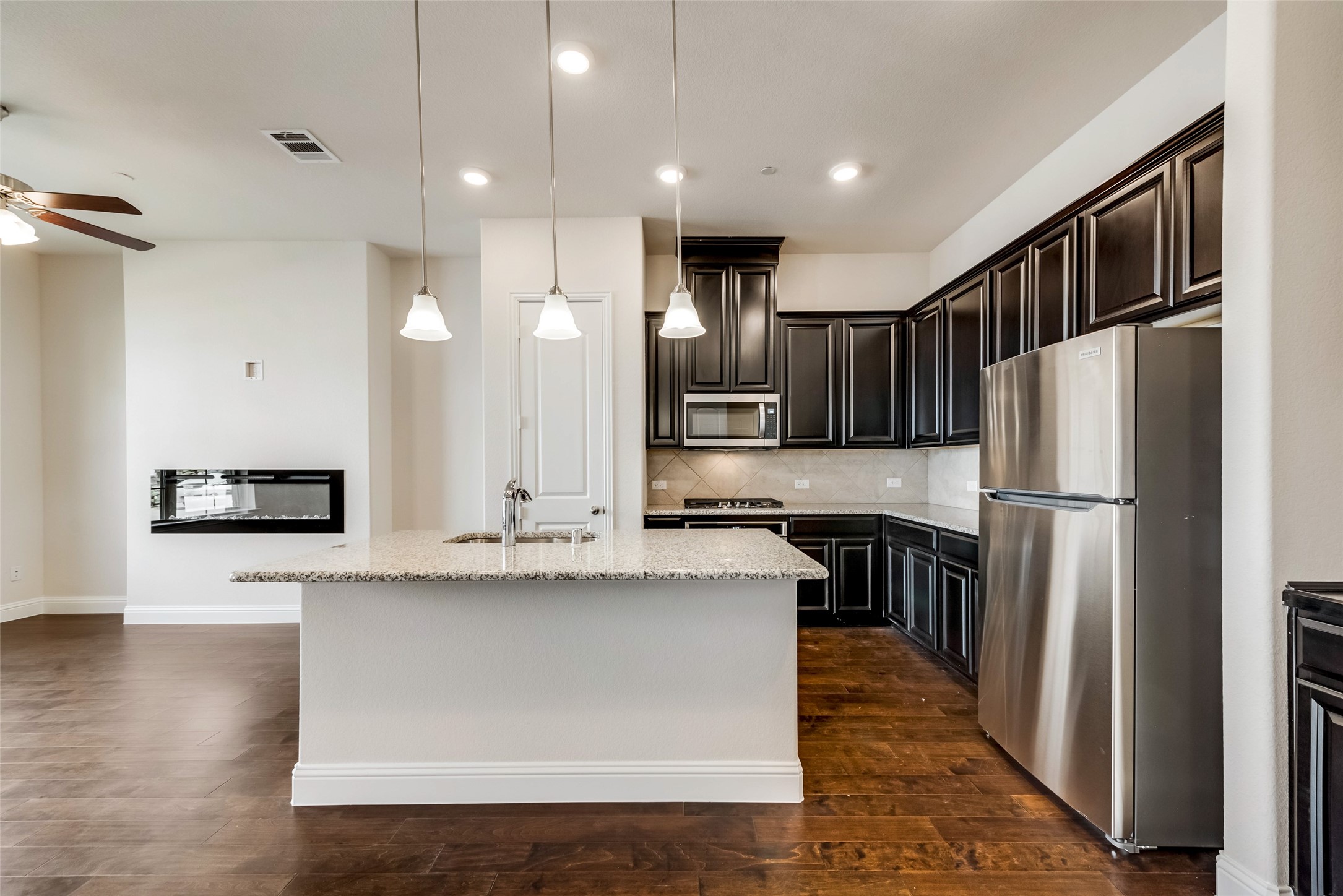 4413 Benton Lane