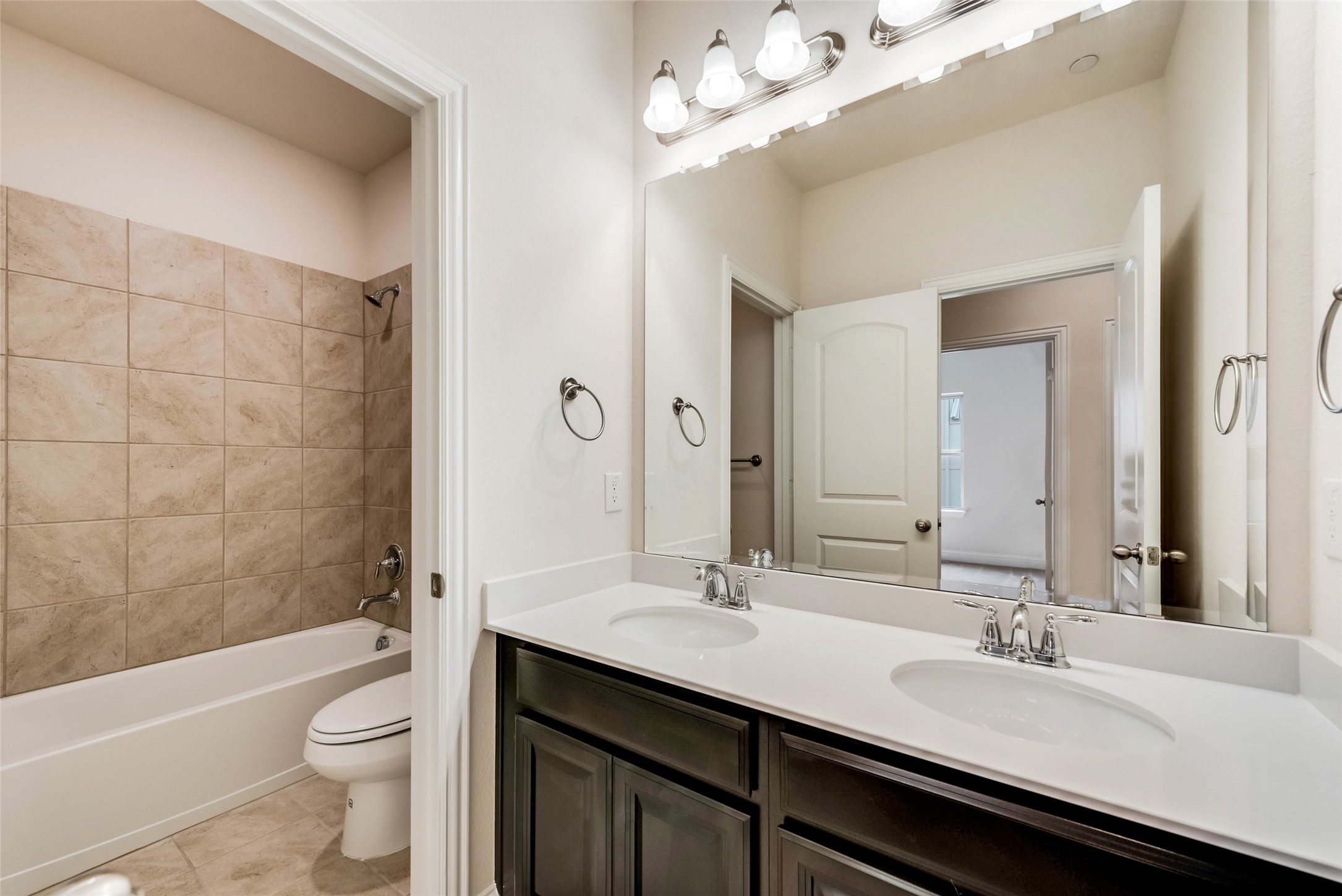 4413 Benton Lane