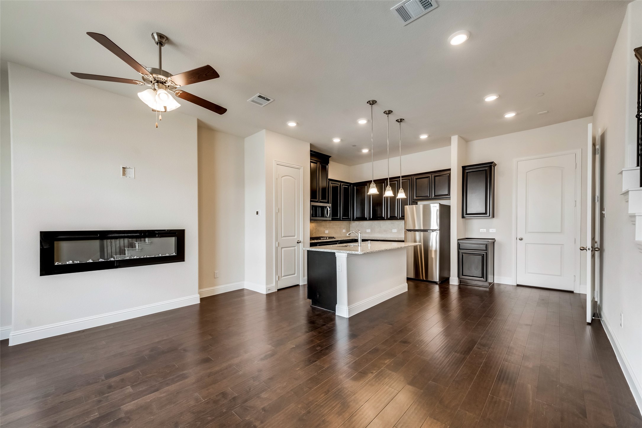 4413 Benton Lane