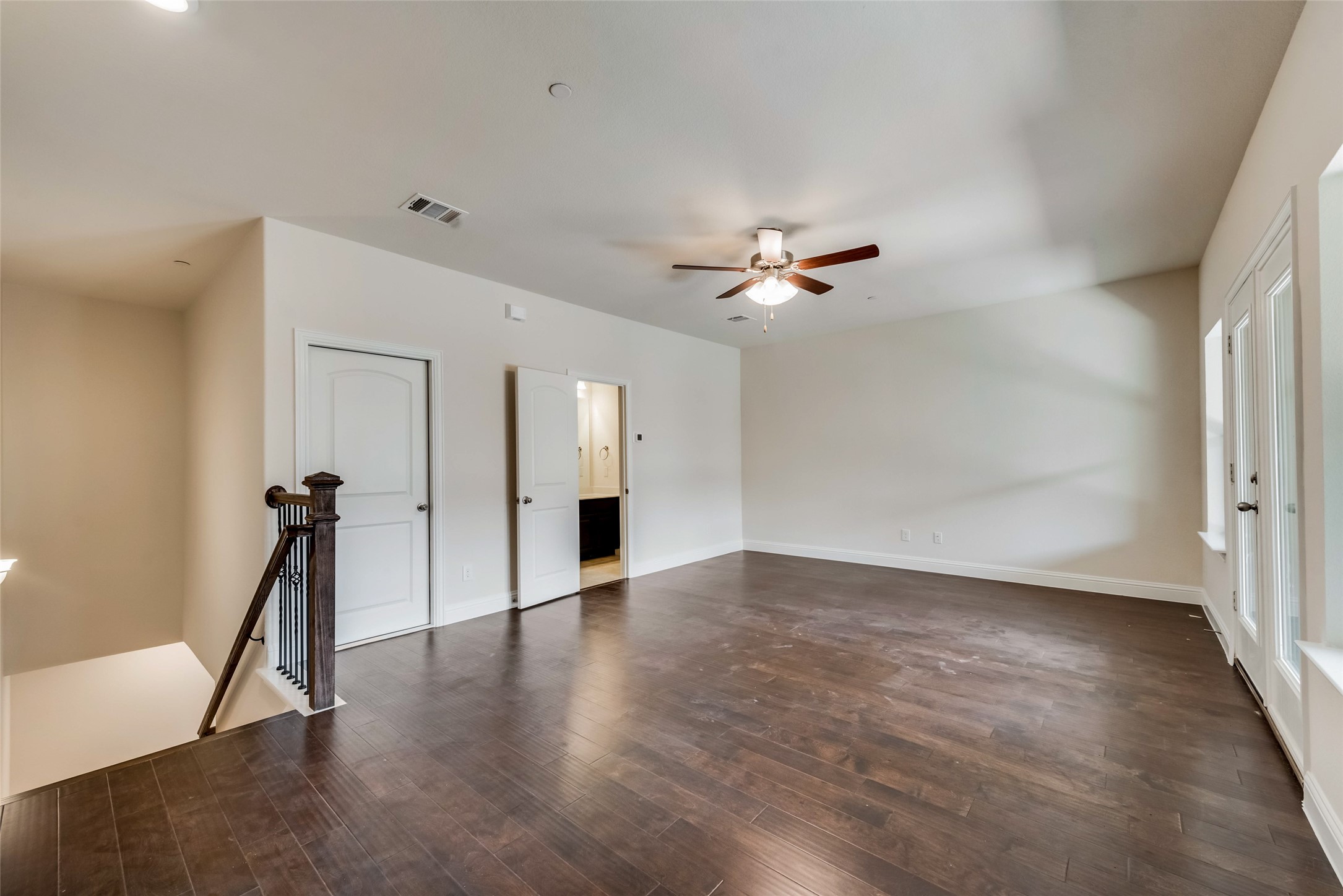 4413 Benton Lane