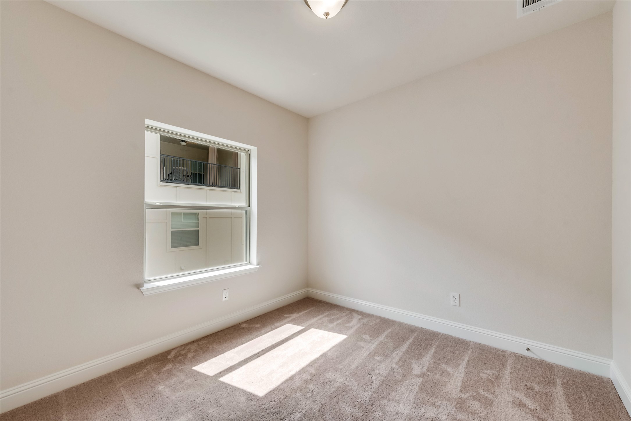 4413 Benton Lane