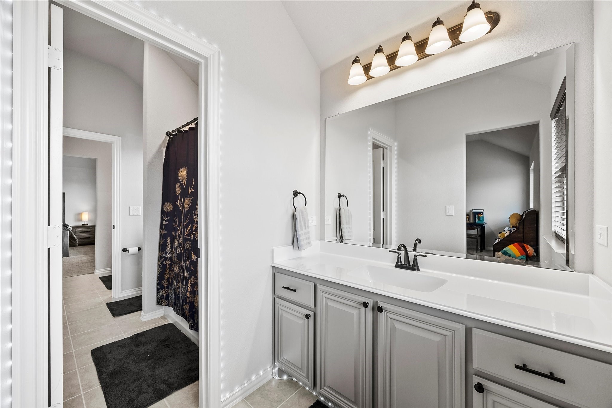 1042 Watercourse Place