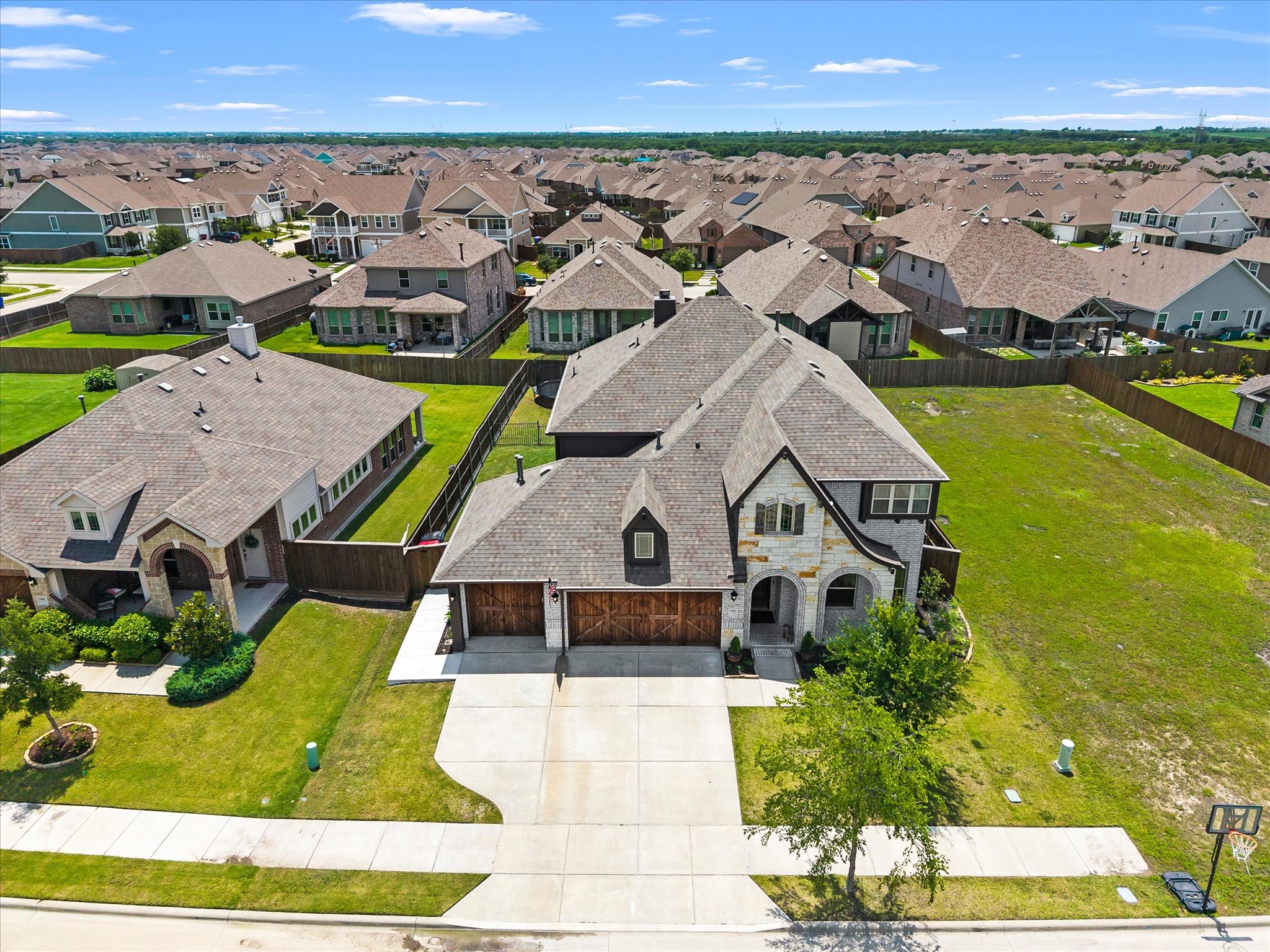 1042 Watercourse Place