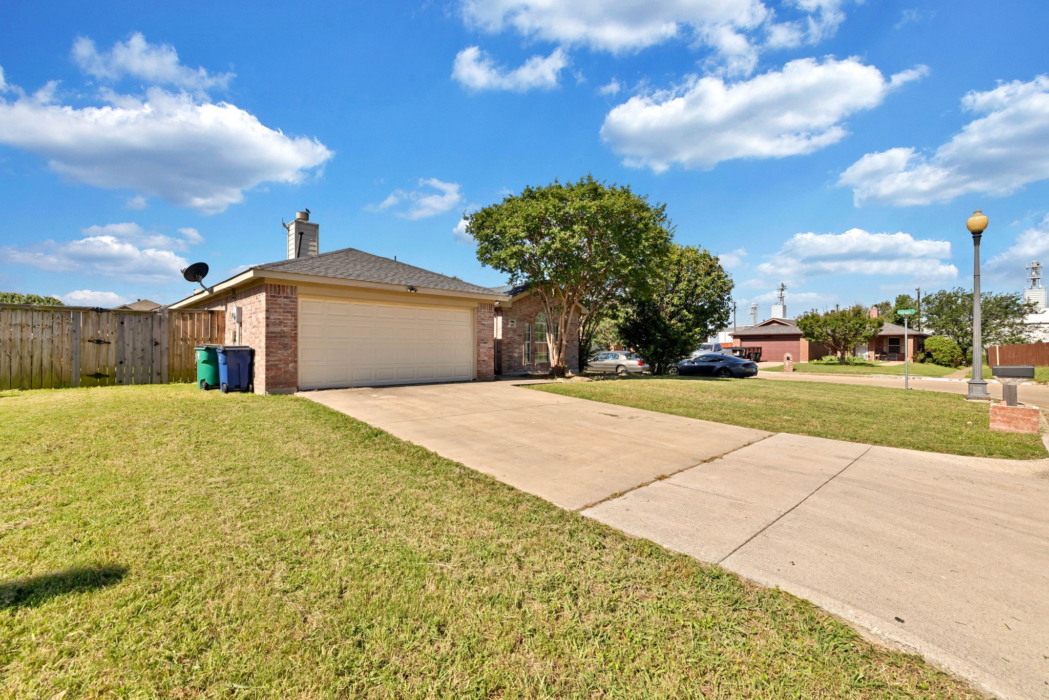609 Lonestar Park Lane