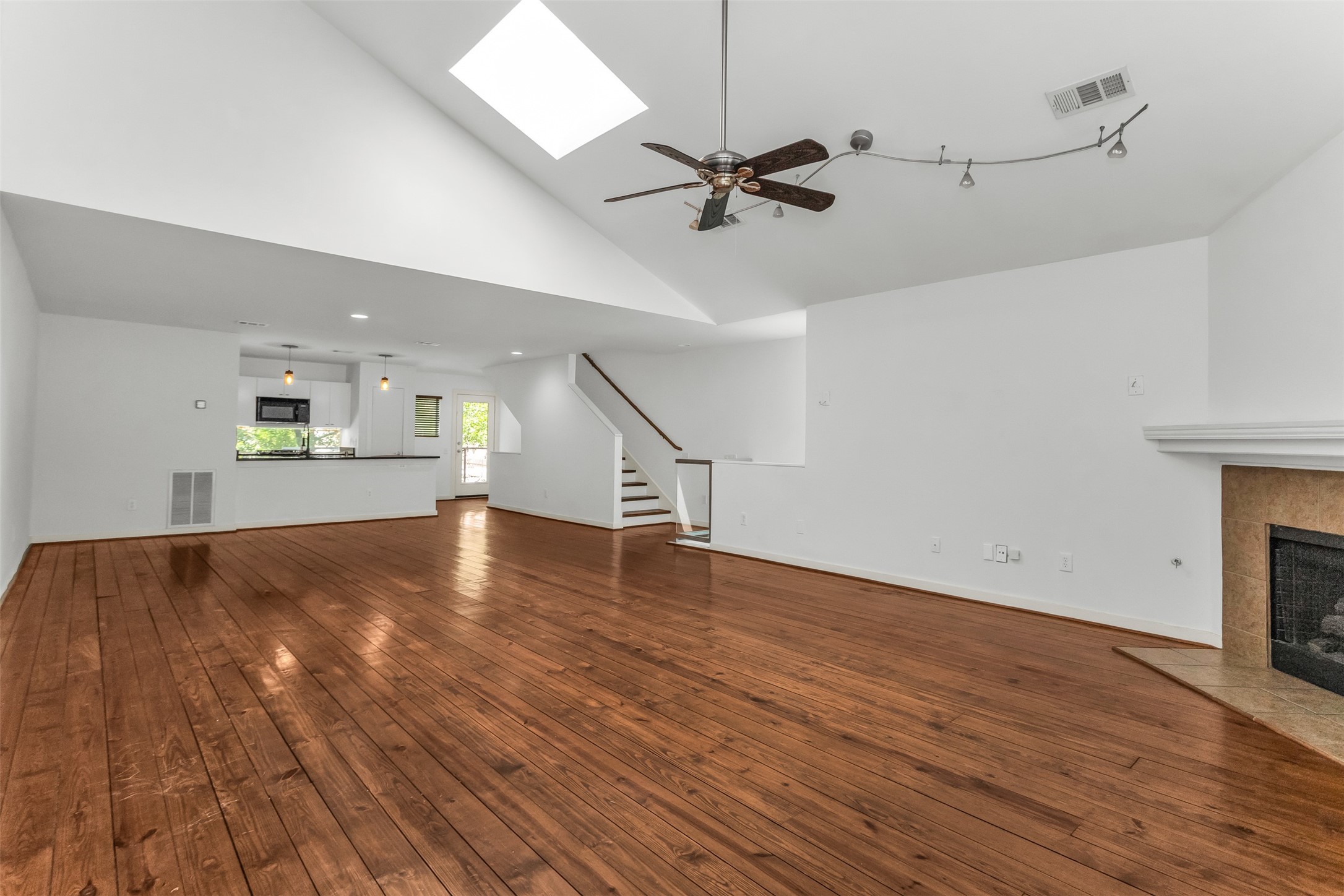 1429 Caddo Street B