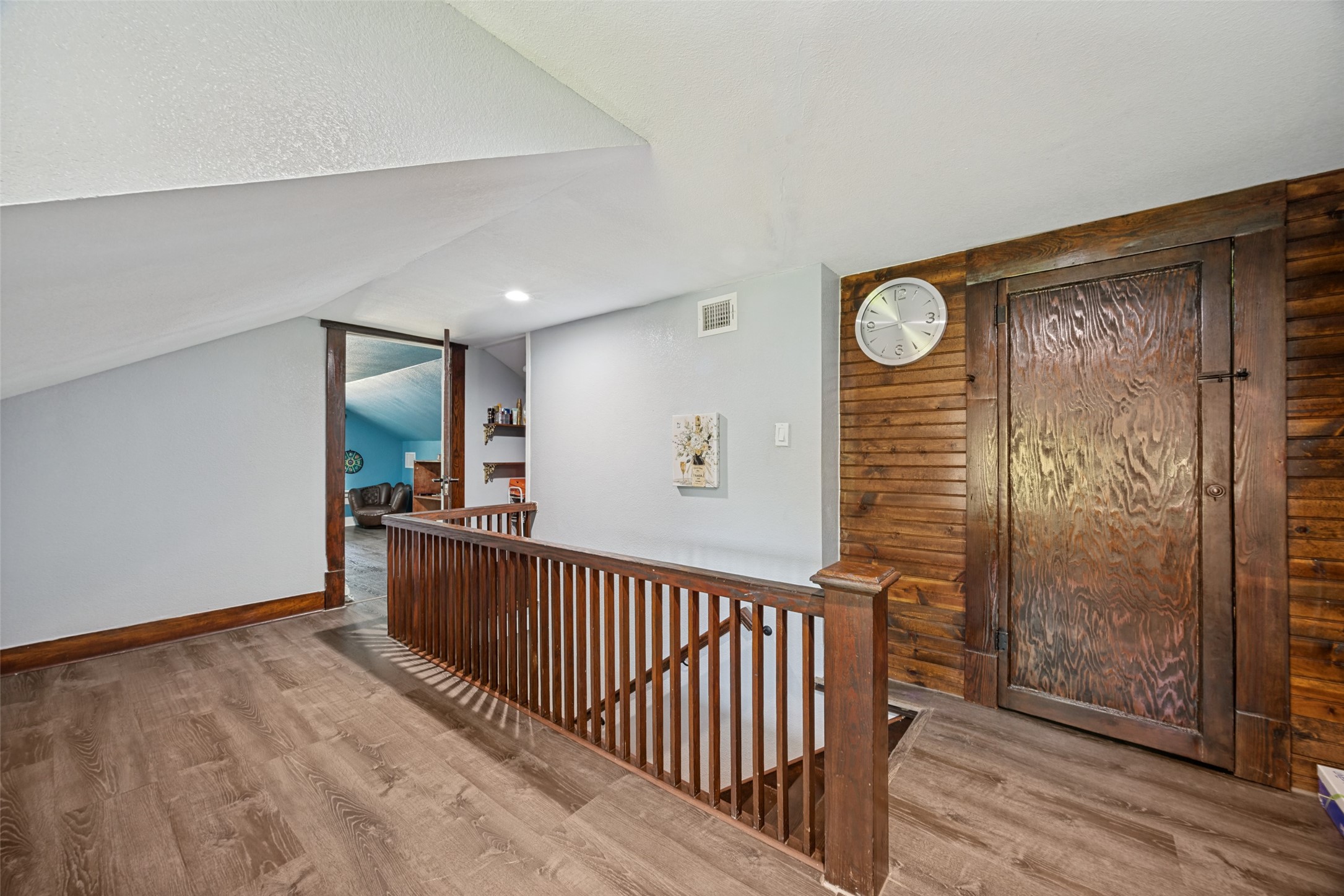 311 W Acheson Street