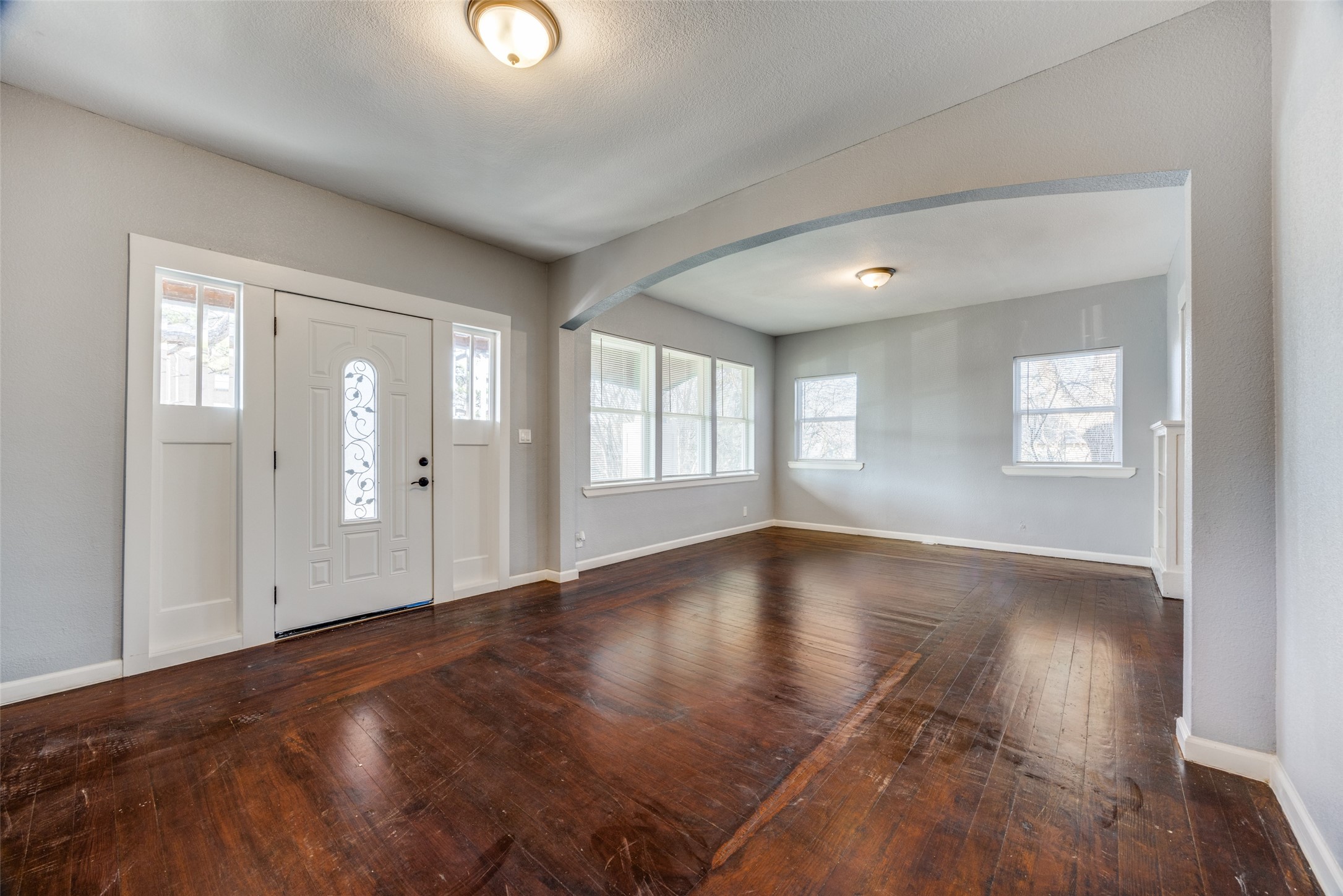 311 W Acheson Street
