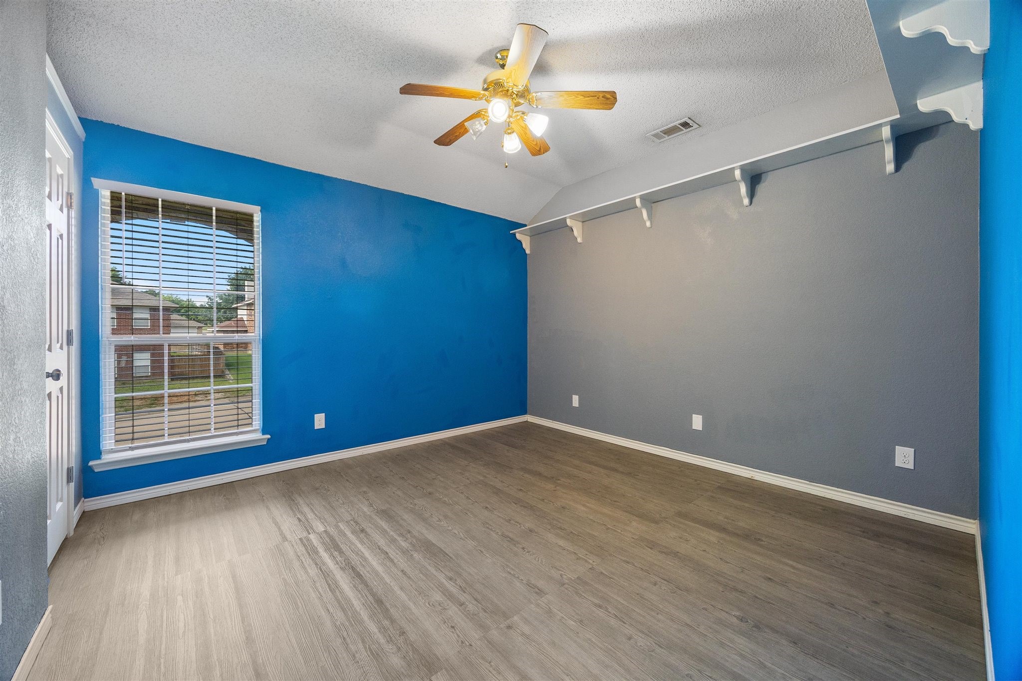 508 Big Oak Court