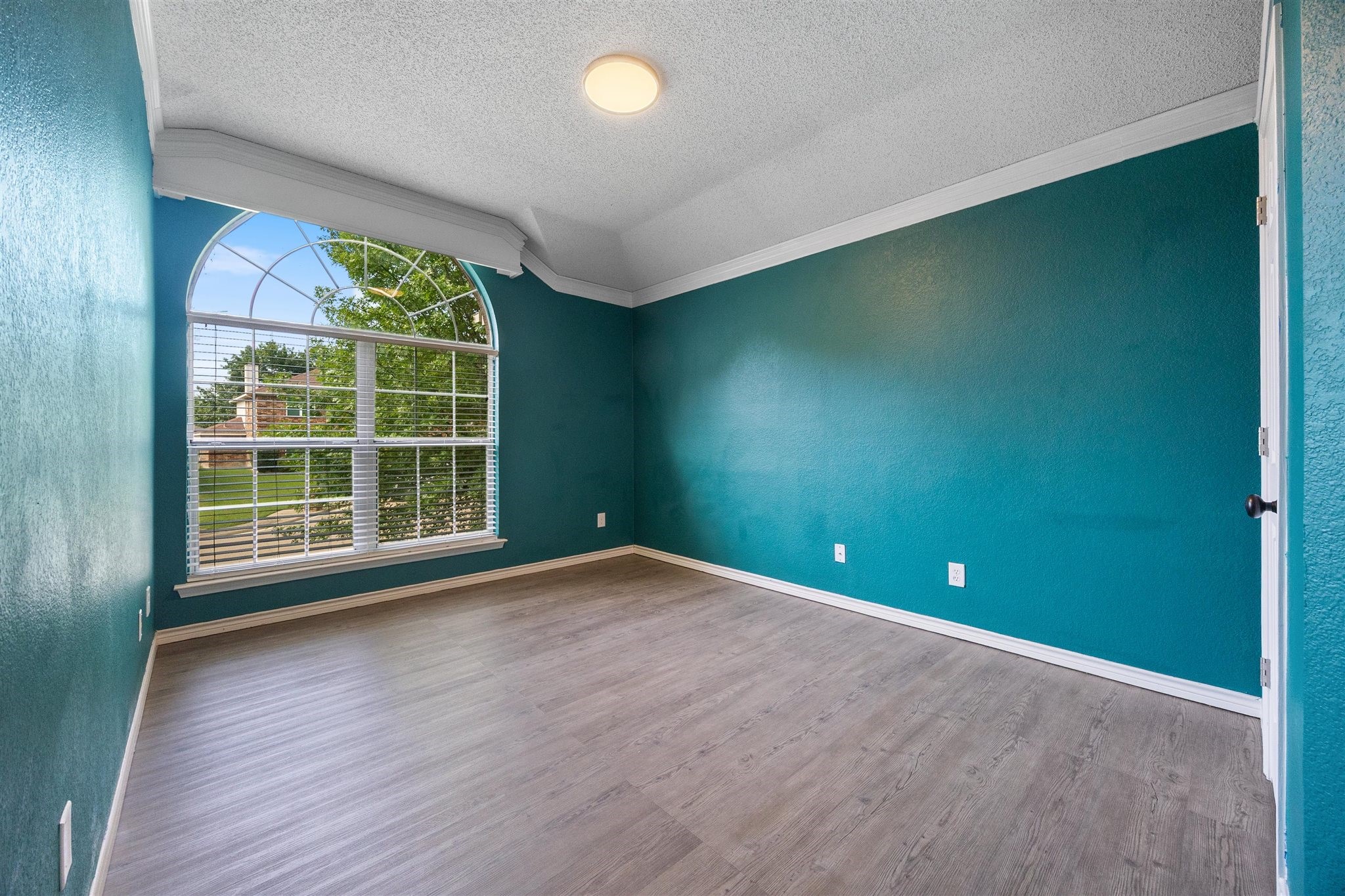 508 Big Oak Court