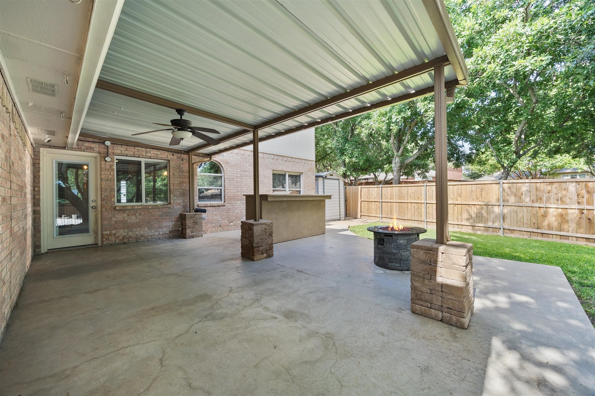 508 Big Oak Court