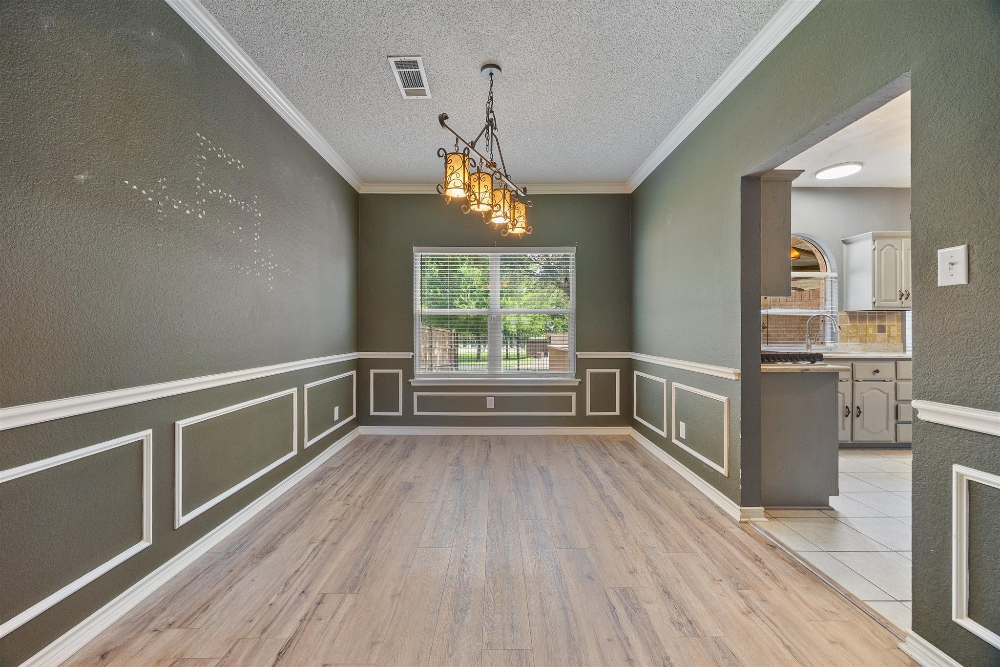 508 Big Oak Court