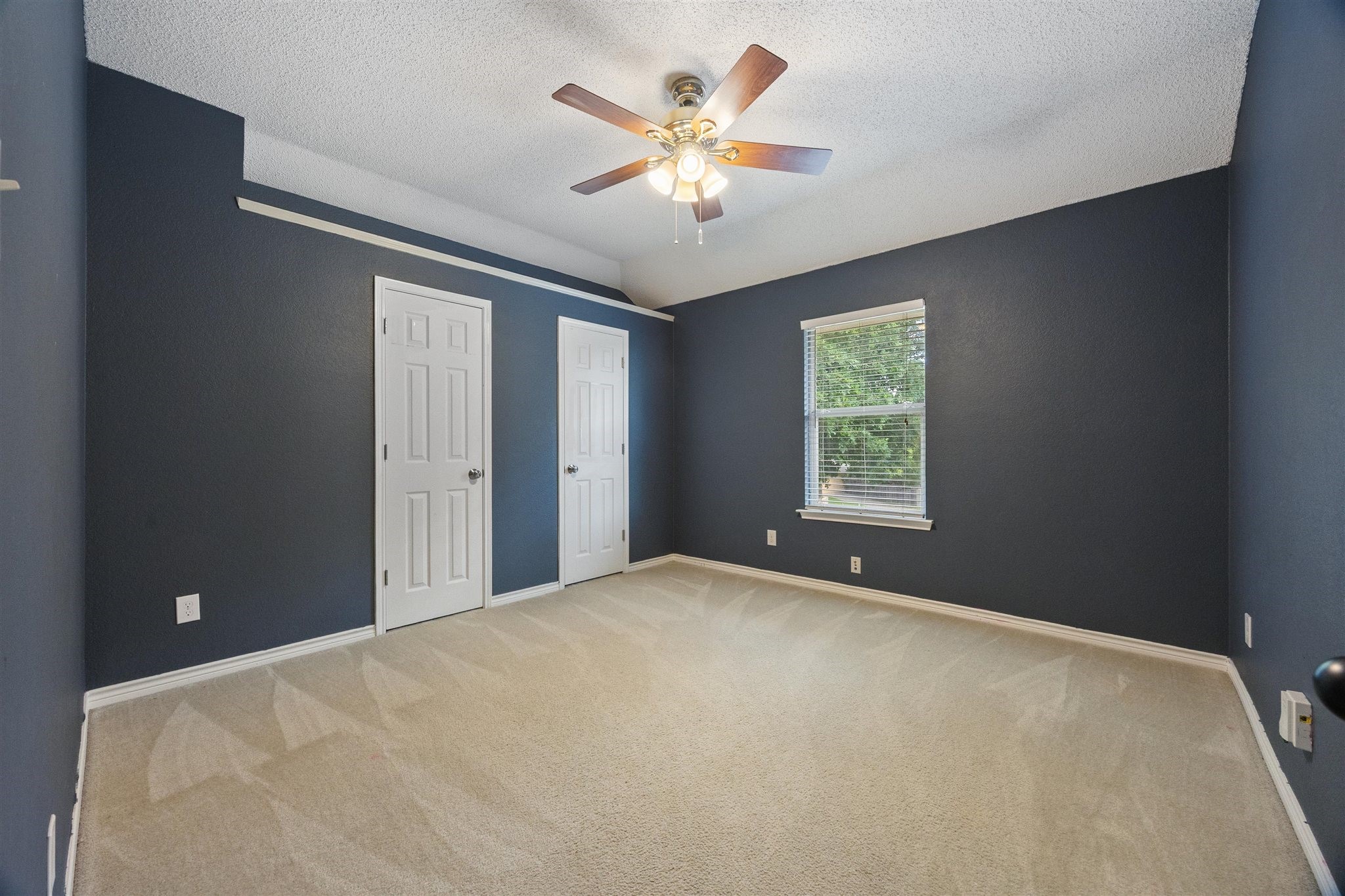 508 Big Oak Court