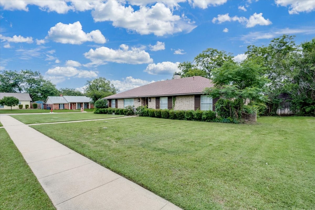 1706 Stagecoach Drive