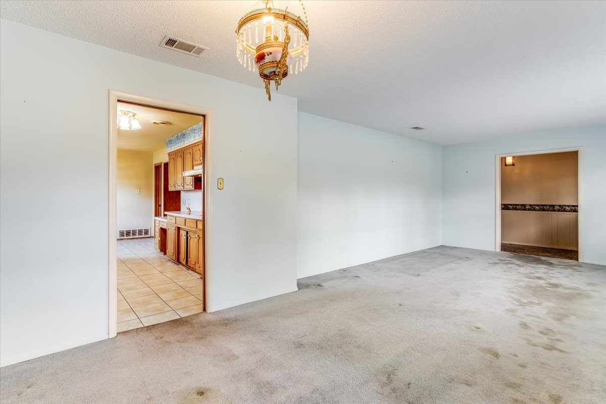 1706 Stagecoach Drive