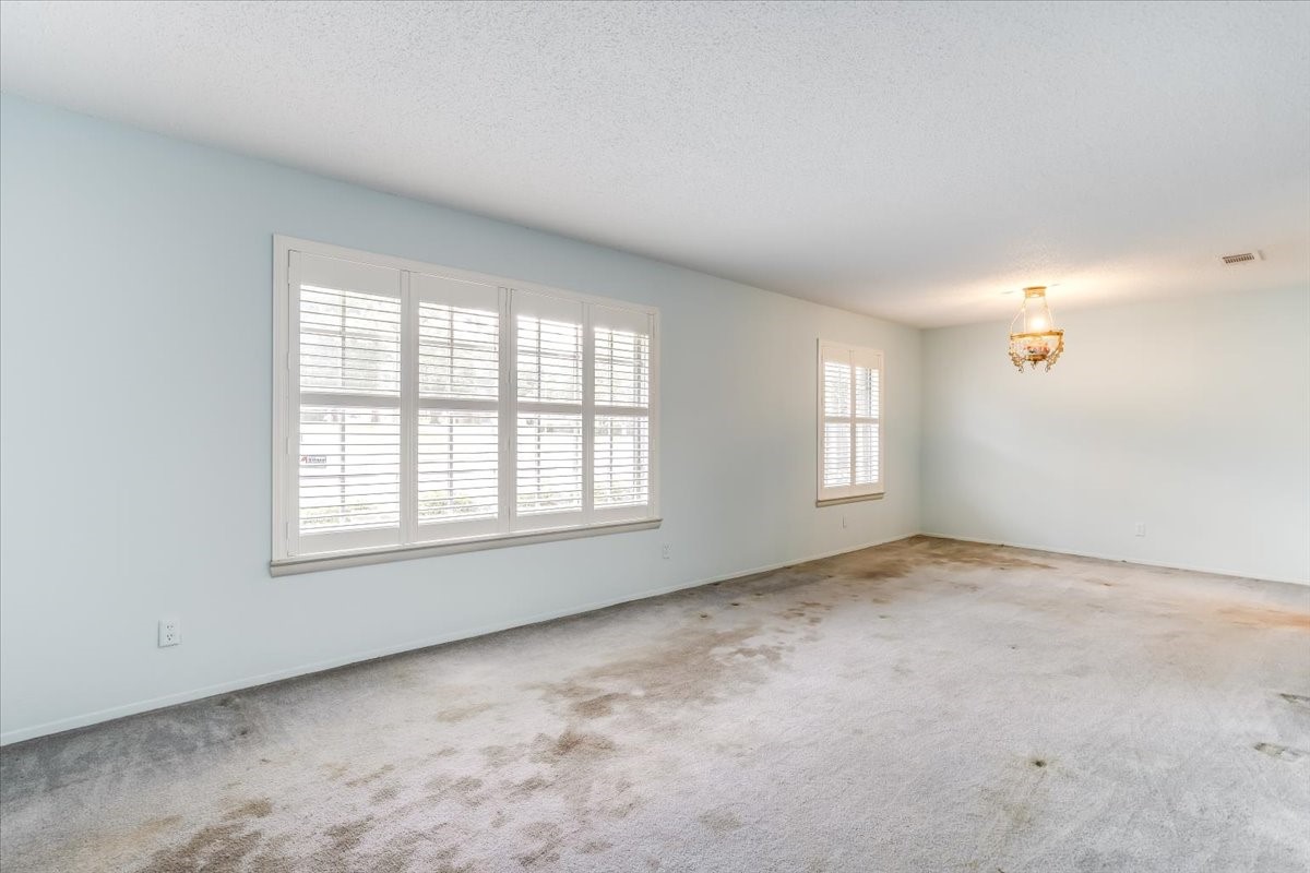 1706 Stagecoach Drive