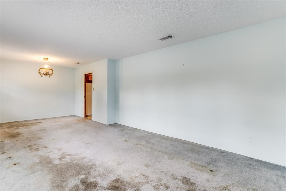 1706 Stagecoach Drive