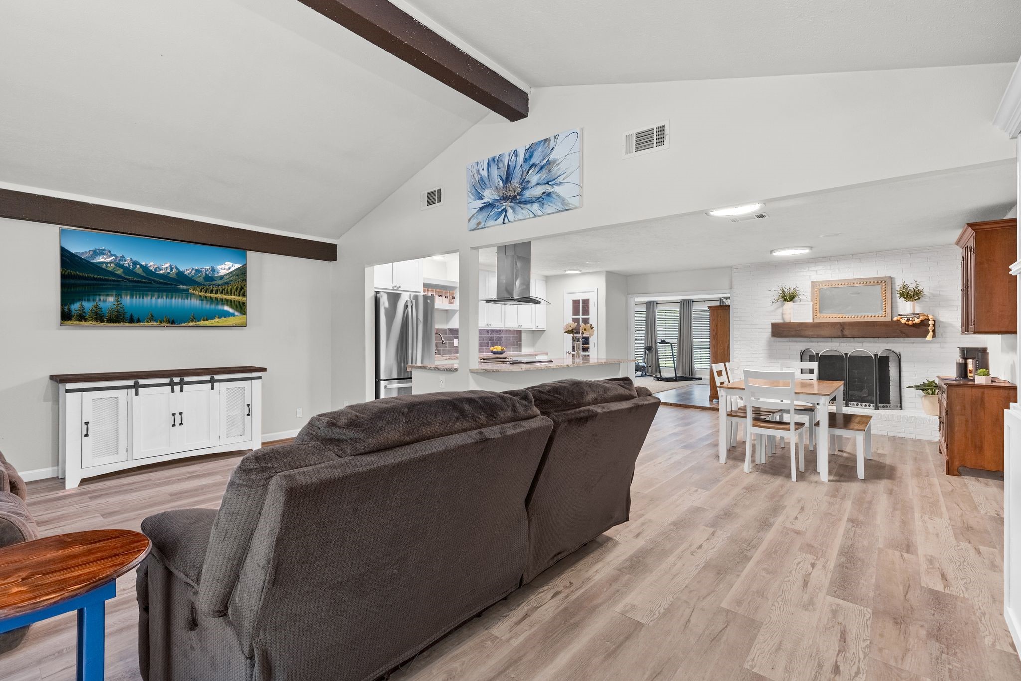 3007 Tanglewood Drive
