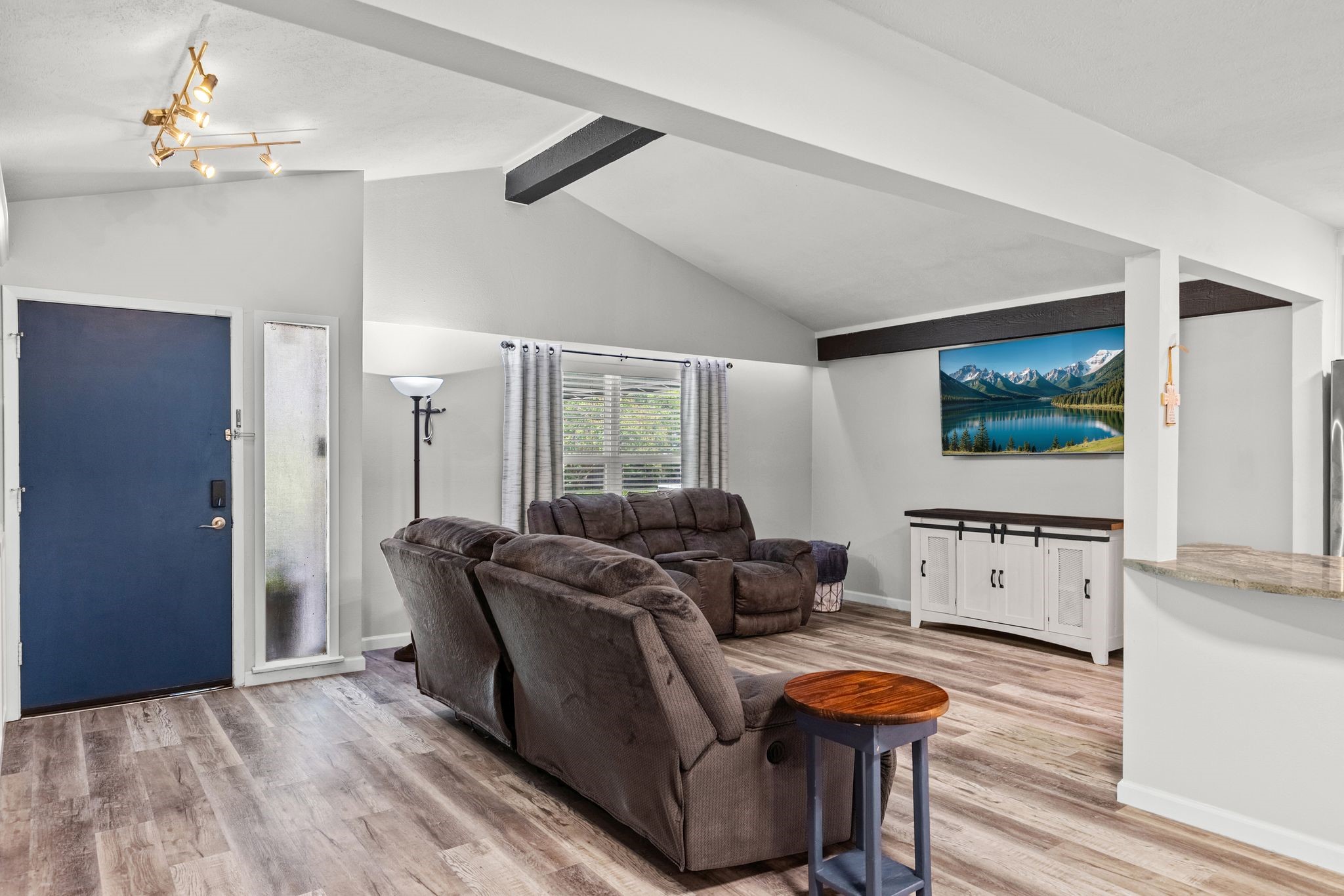3007 Tanglewood Drive