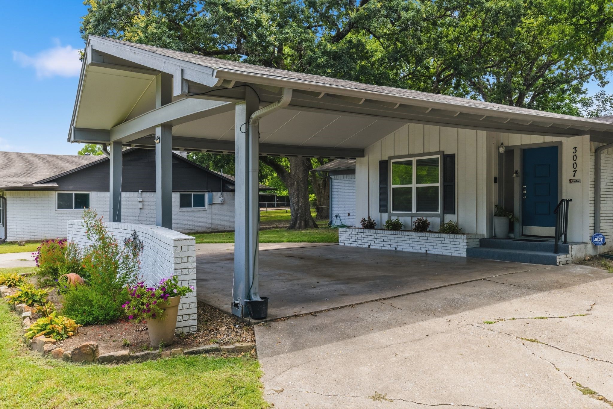 3007 Tanglewood Drive