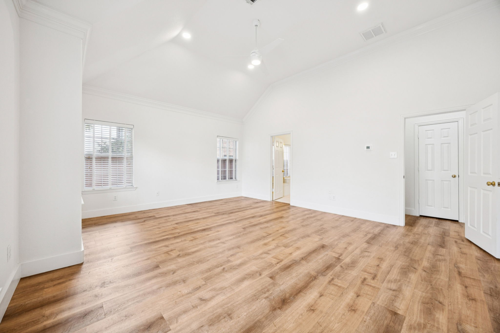 1273 Tioga Drive