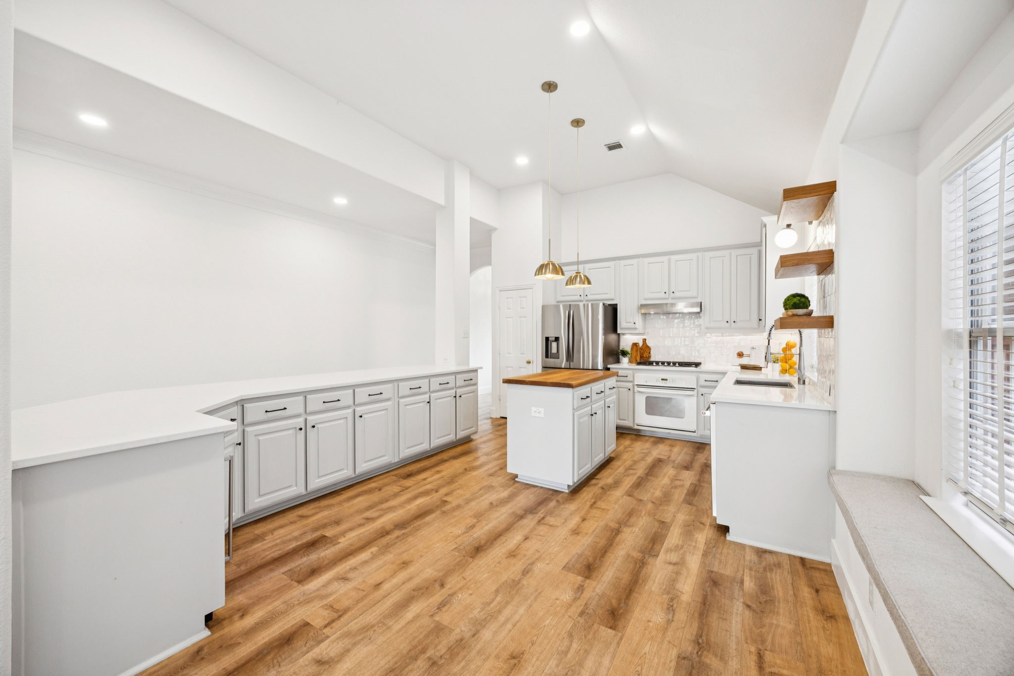 1273 Tioga Drive