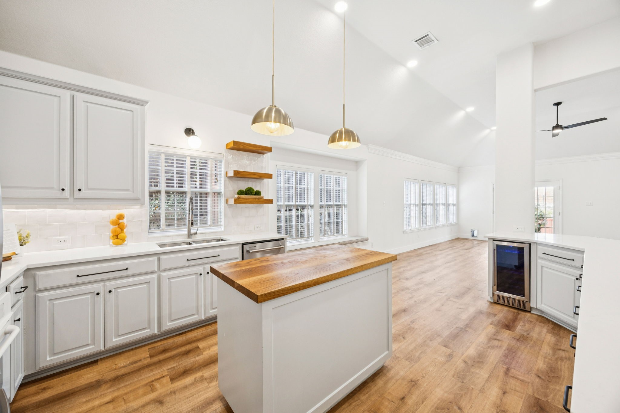 1273 Tioga Drive