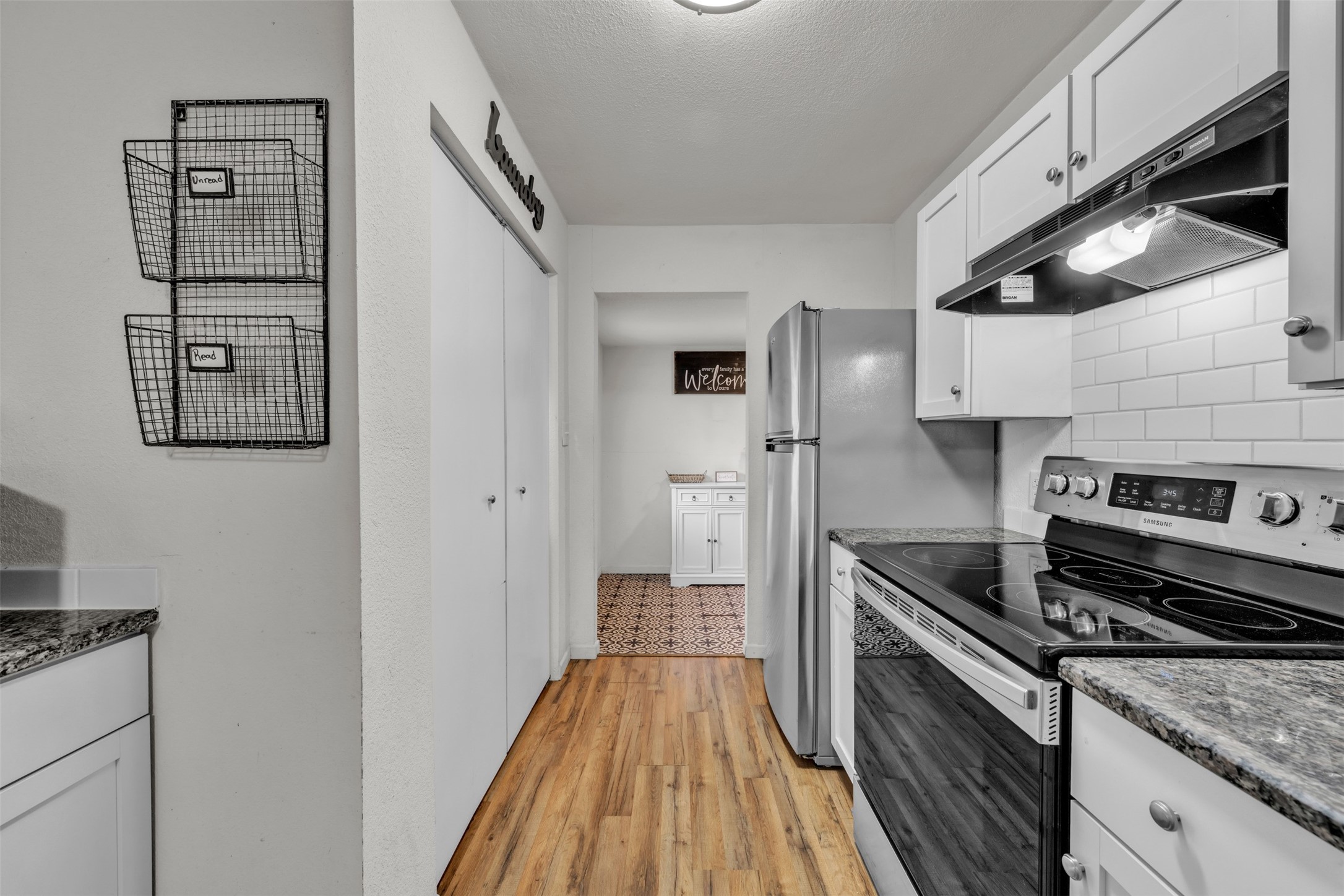 5000 Monette Street