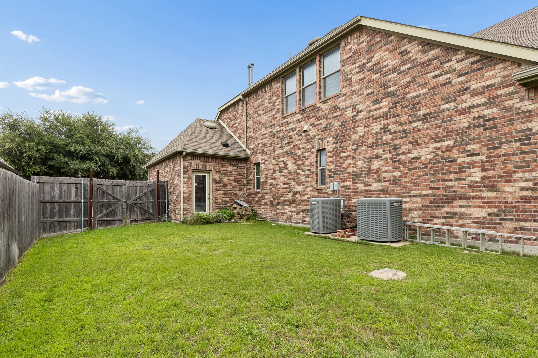 302 Phillips Court