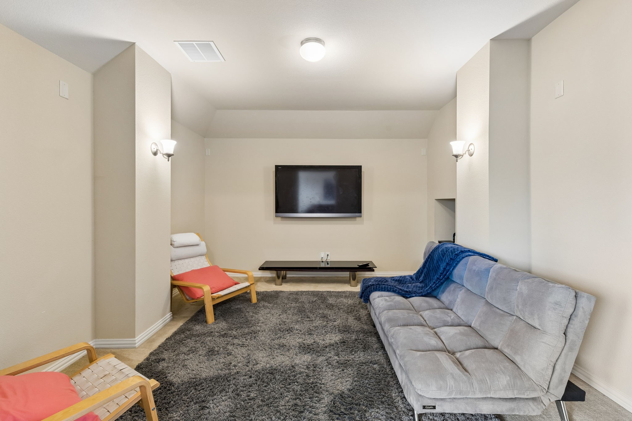 302 Phillips Court